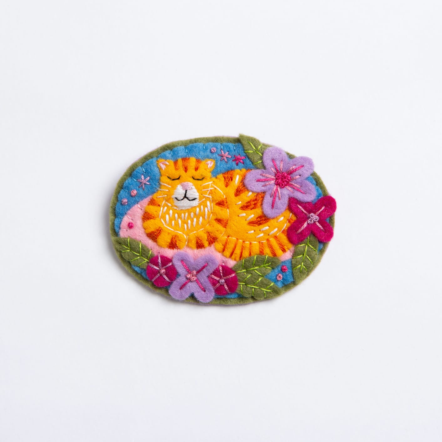 Ginger Cat Felt Craft Brooch Kit for Beginners