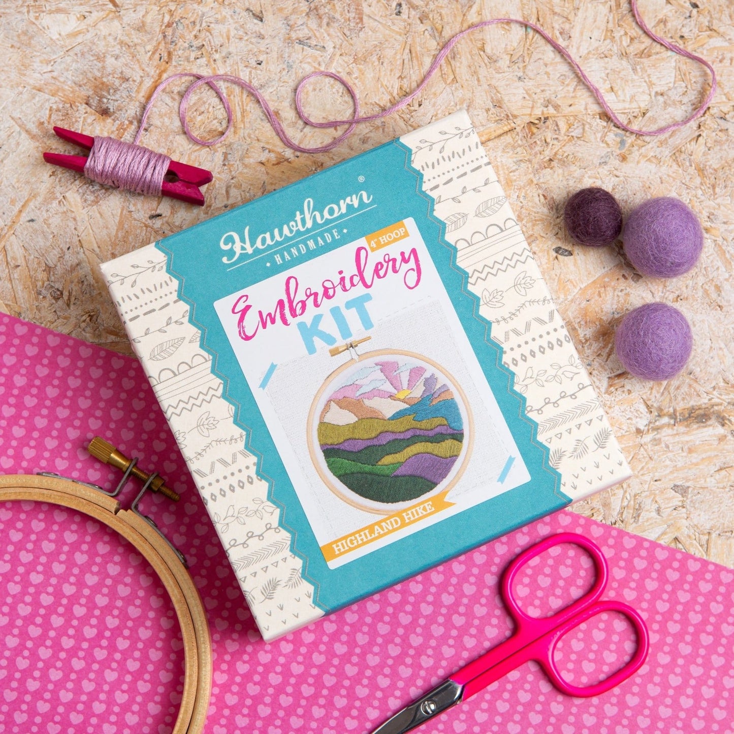 Highland Hike Landscape Mini Embroidery Kit for Beginners