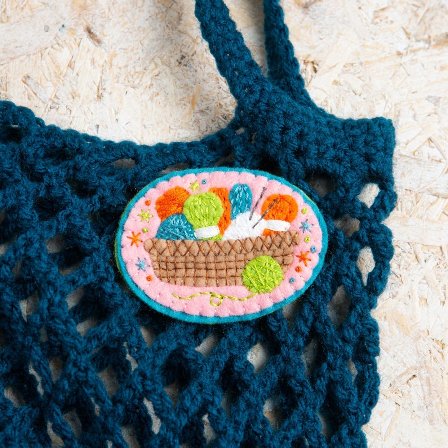 Knitting Basket Felt Craft Brooch Kit for Beginners