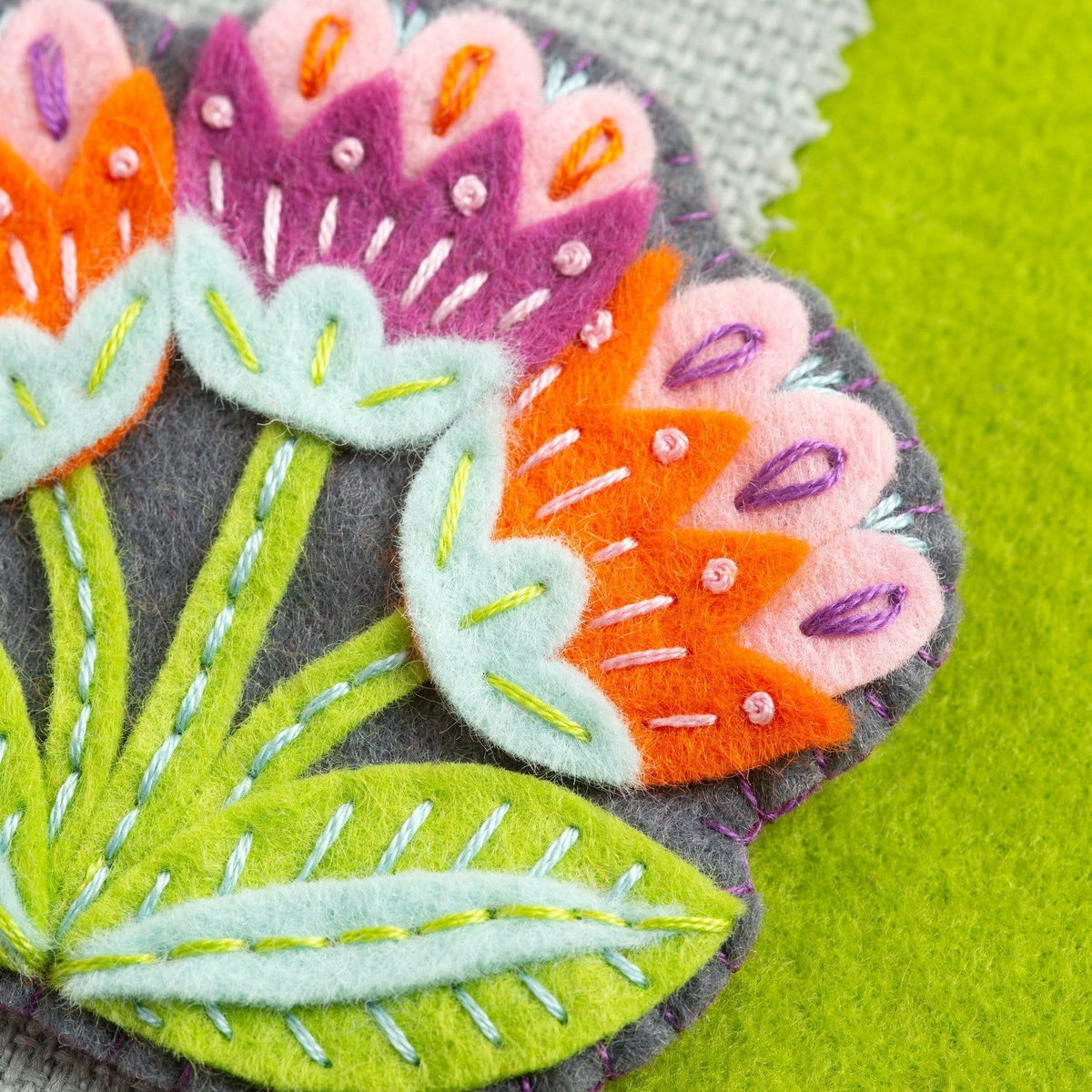 Marianne Flower Felt Craft Brooch Kit for Beginners