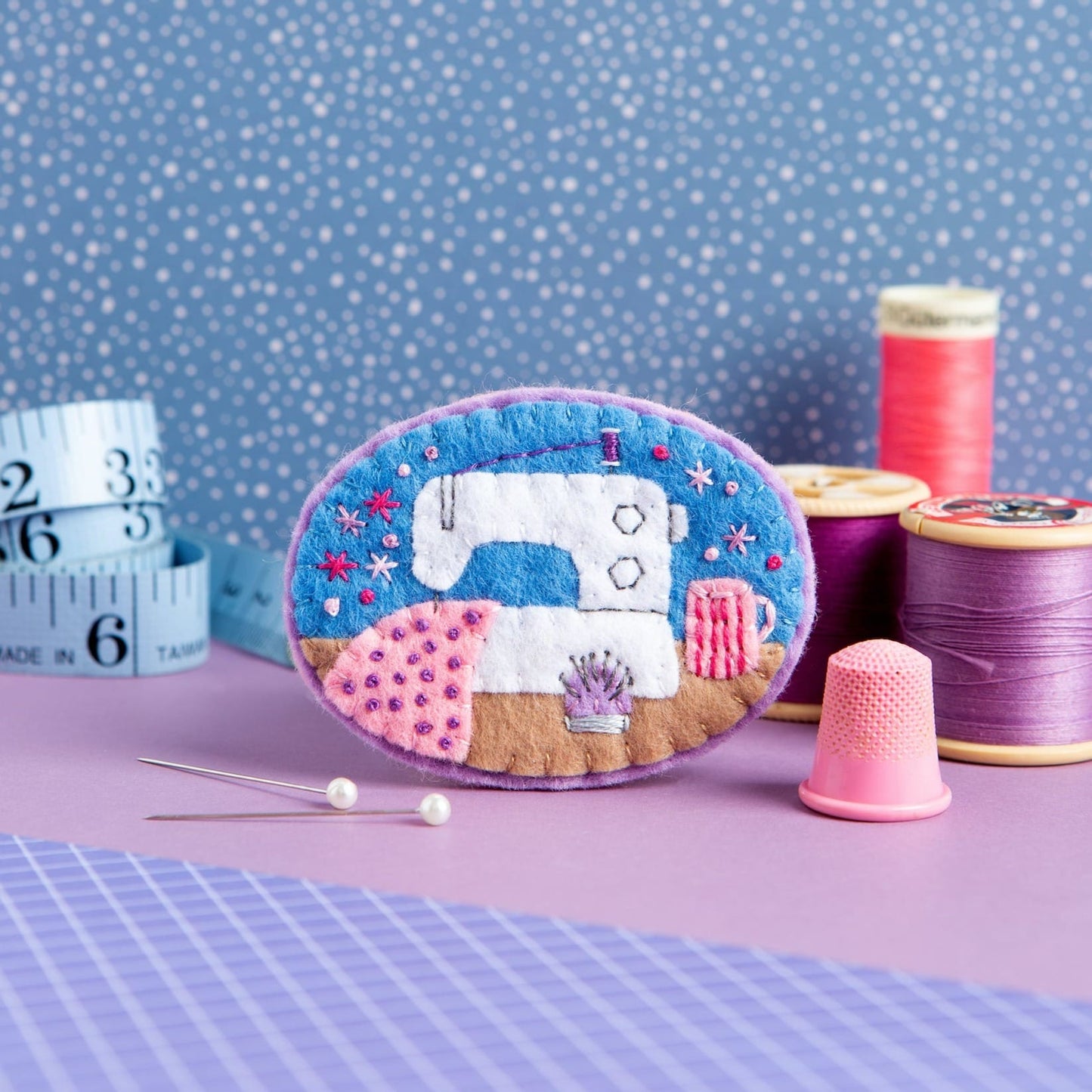 Sewing Machine Felt Craft Brooch Kit for Beginners