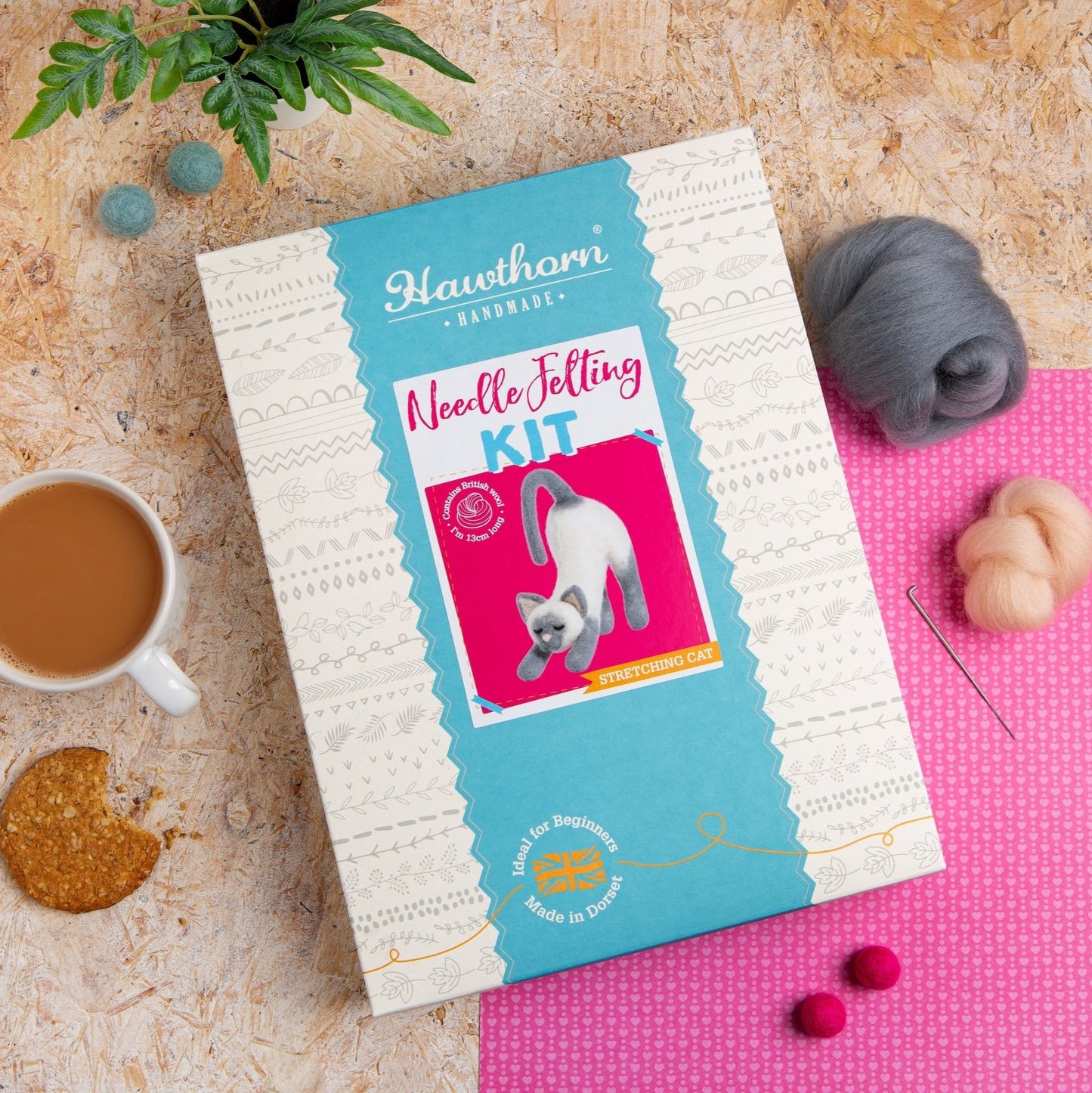 Stretching Cat Needle Felting Kit for Beginners