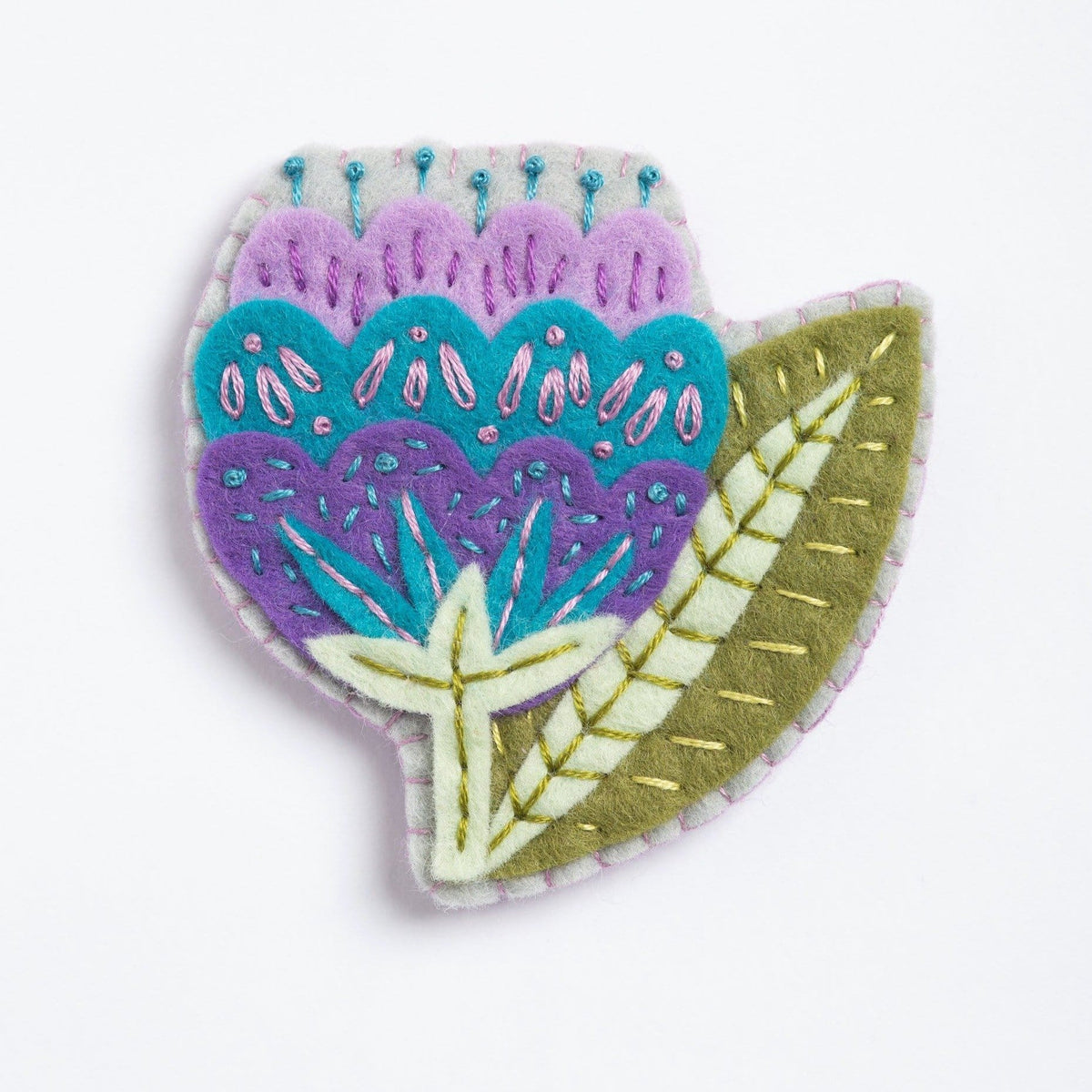 Vita Flower Felt Craft Brooch Kit for Beginners