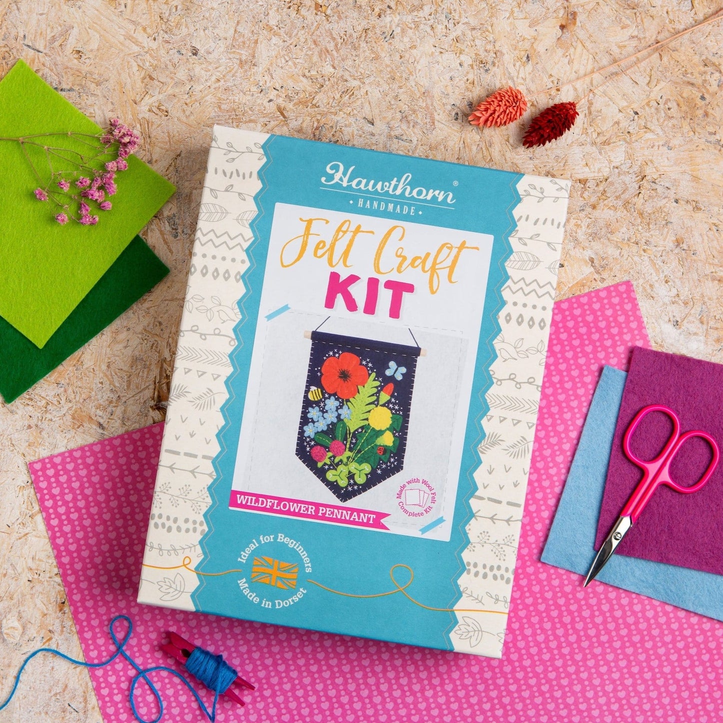 Wildflower Pennant Felt Craft Kit for Beginners