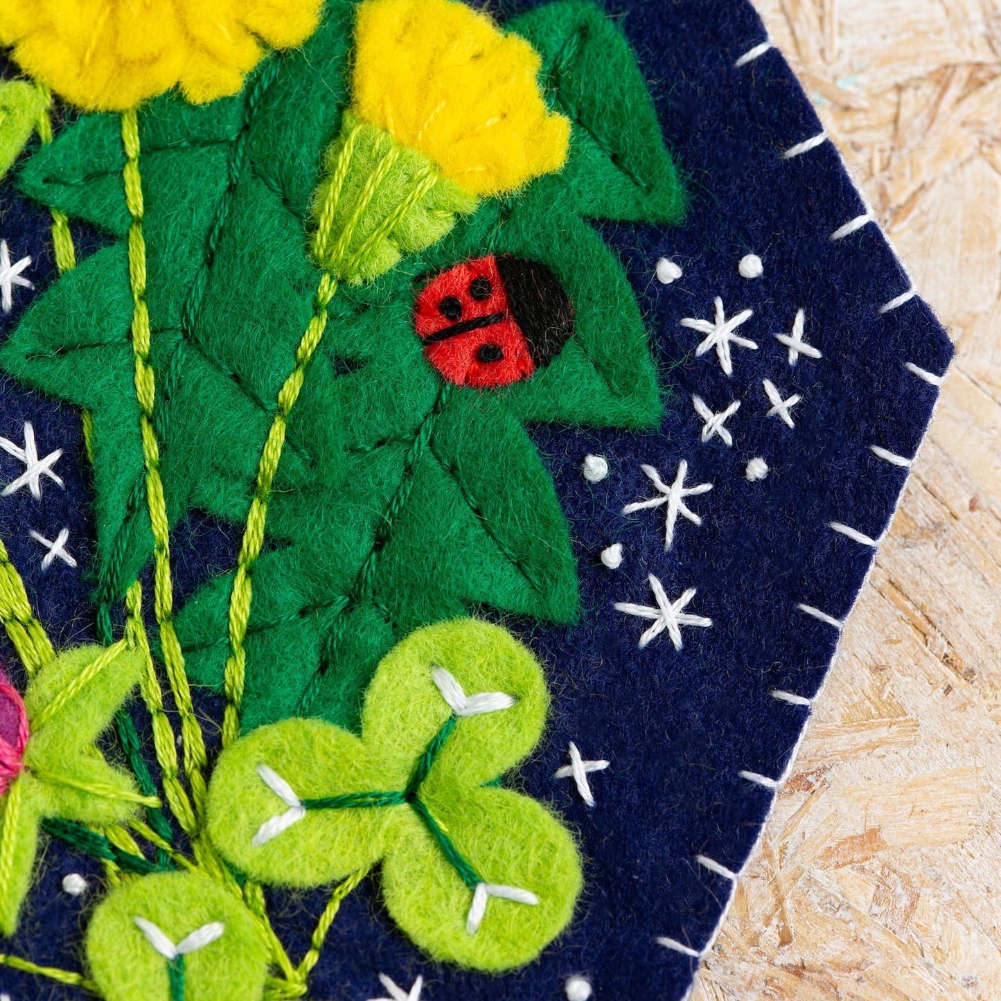 Wildflower Pennant Felt Craft Kit for Beginners