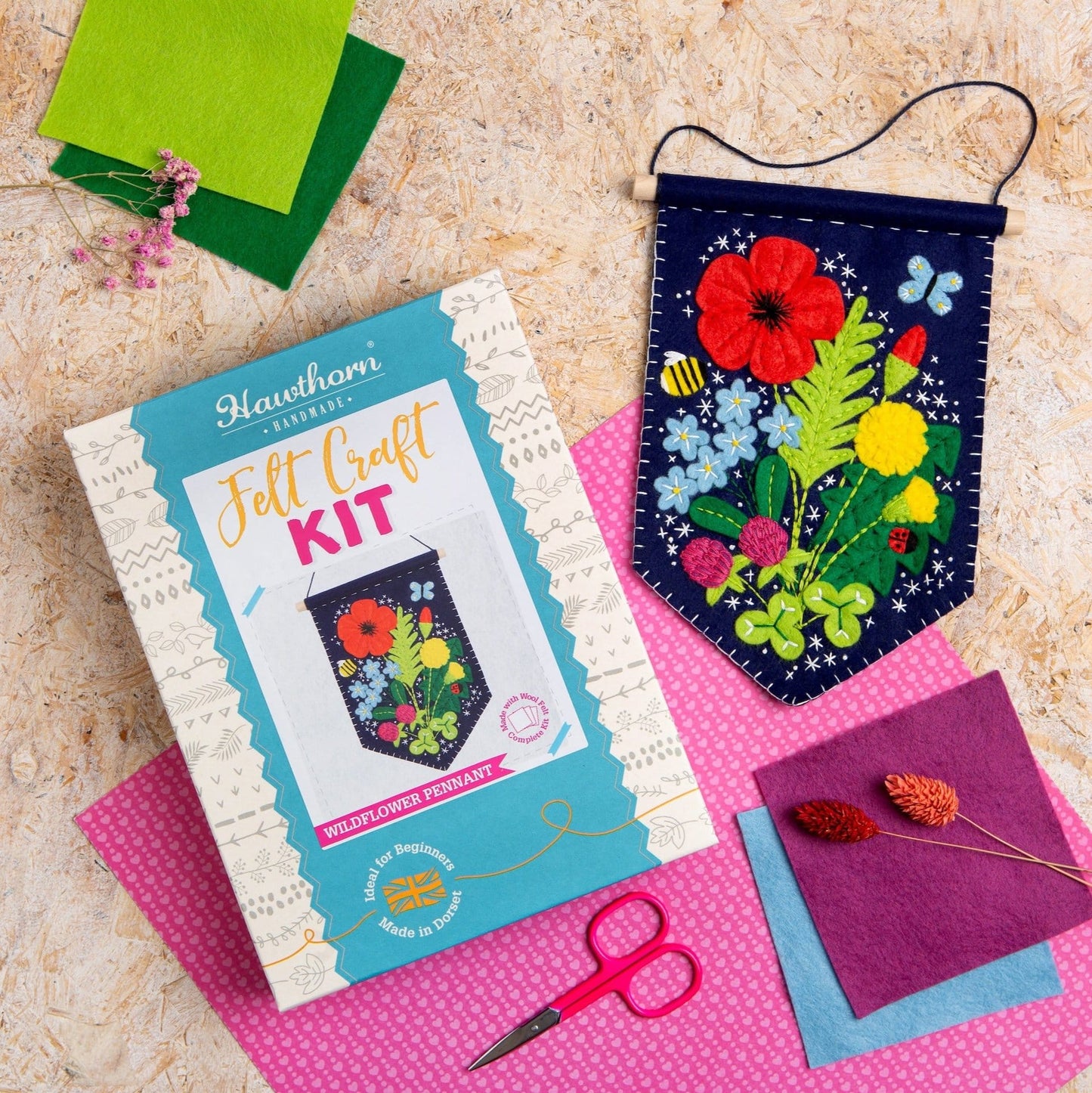 Wildflower Pennant Felt Craft Kit for Beginners