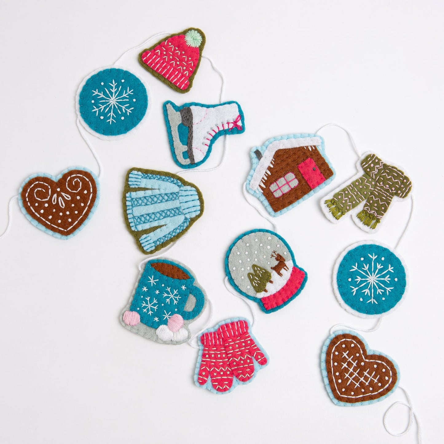 Winter Garland Felt Craft Kit for Beginners