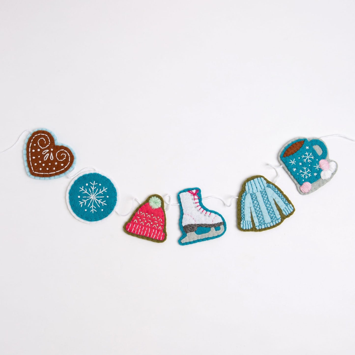 Winter Garland Felt Craft Kit for Beginners