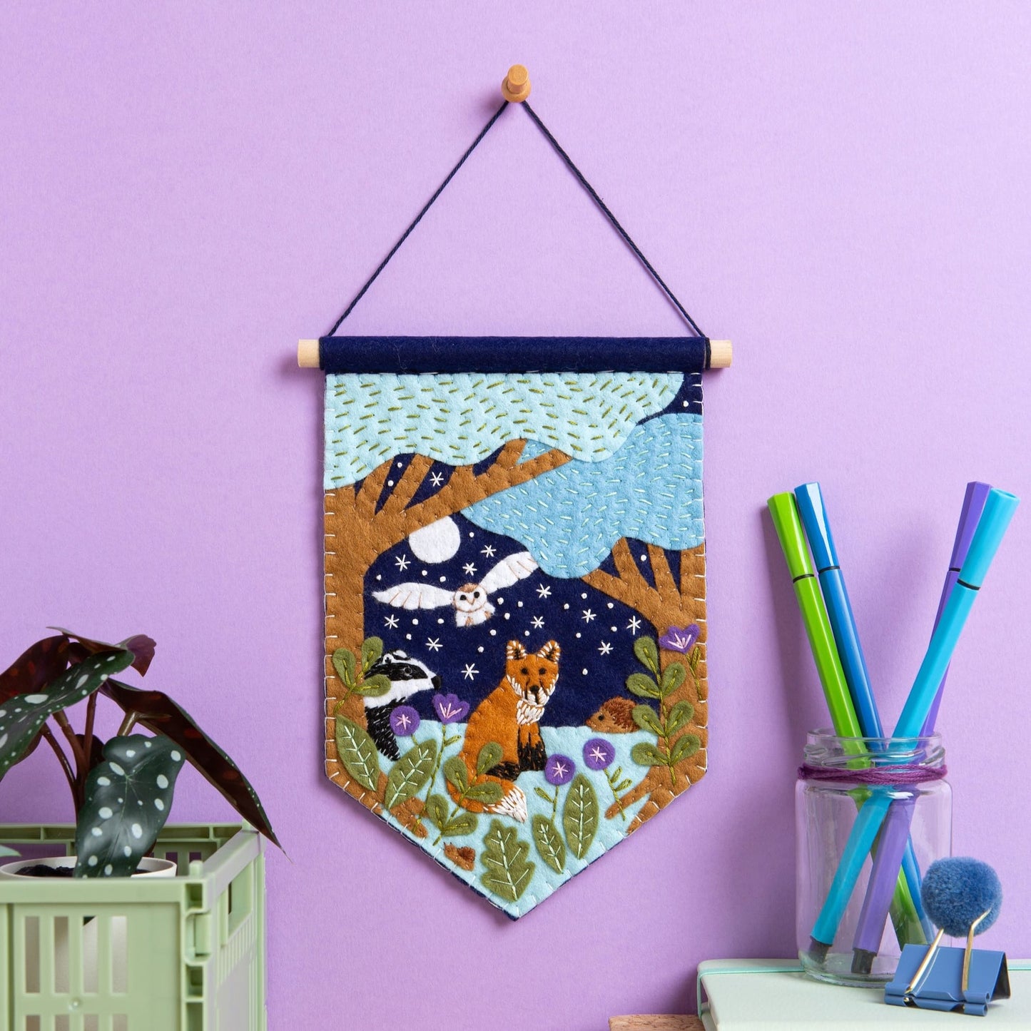 Woodland Pennant Felt Craft Kit for Beginners