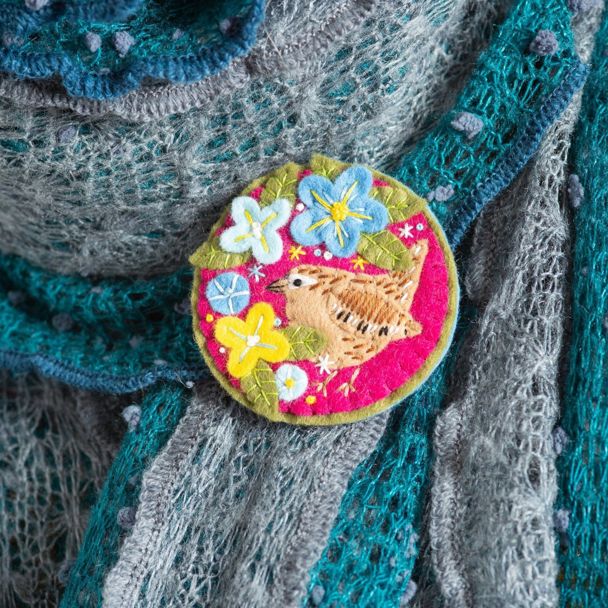 Wren Felt Craft Brooch Kit for Beginners