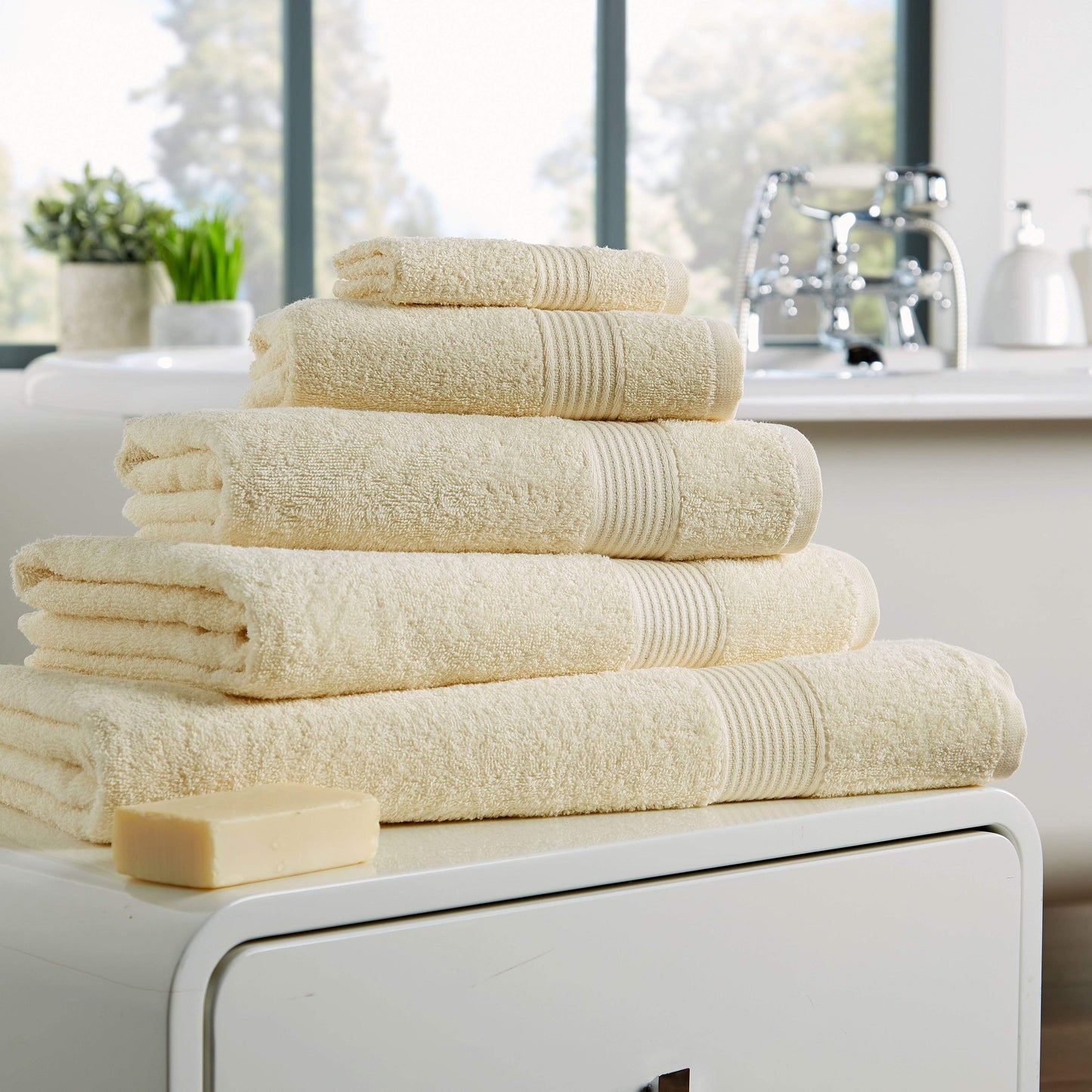 Home Collection Luxurious 500GSM Egyptian Cotton Towels High Absorbency Soft Durable OEKO-TEX Certified Various Sizes Elegant Colours by OLIVIA ROCCO