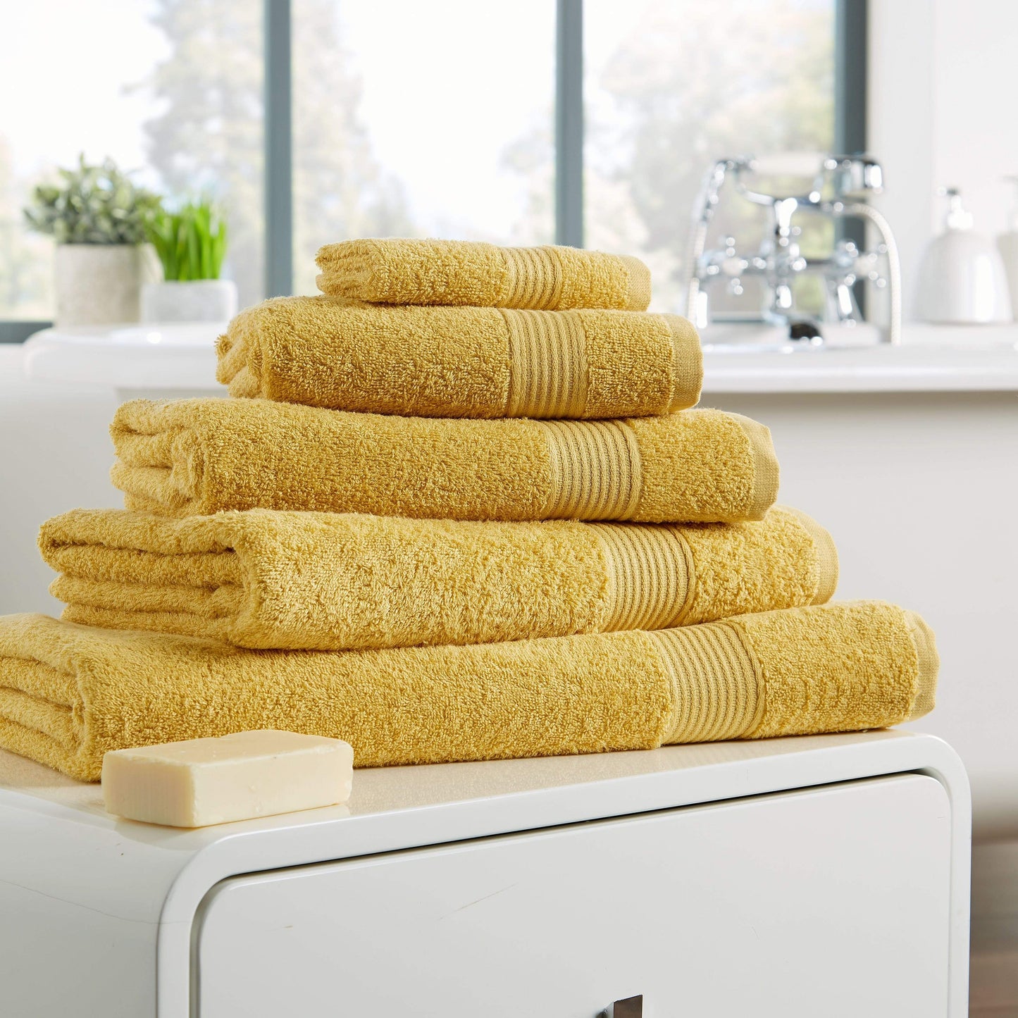 Home Collection Luxurious 500GSM Egyptian Cotton Towels High Absorbency Soft Durable OEKO-TEX Certified Various Sizes Elegant Colours by OLIVIA ROCCO