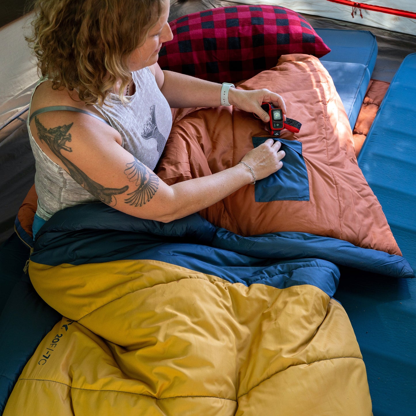 Kelty Solstice 20°F (-7°C) Synthetic Sleeping Bag - One Size - Midnight Navy/Woodthrush