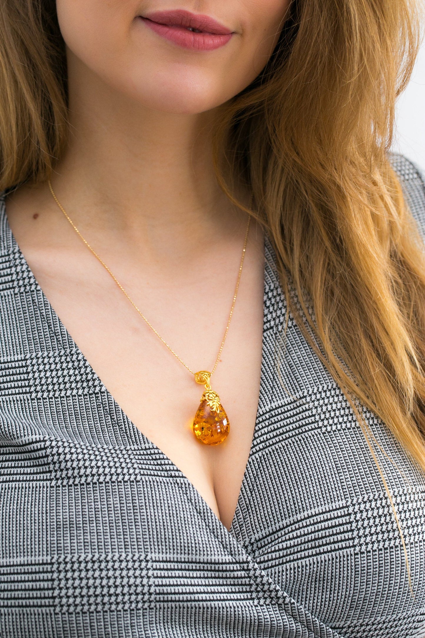Gold Floral Accent Amber Droplet Pendant