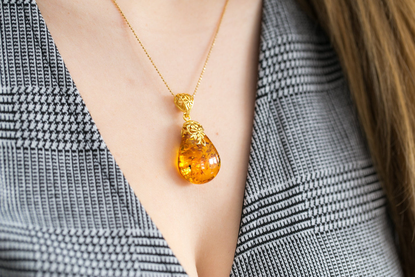 Gold Floral Accent Amber Droplet Pendant