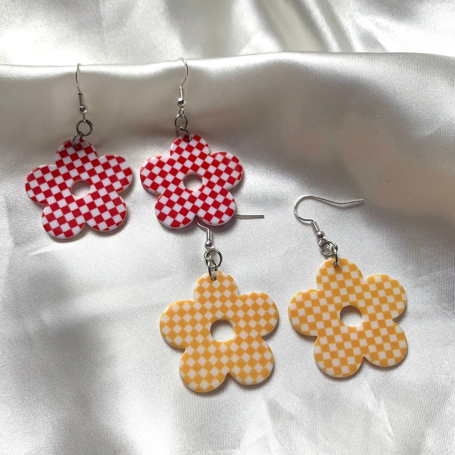 Red or yellow gingham checkerboard flower earrings