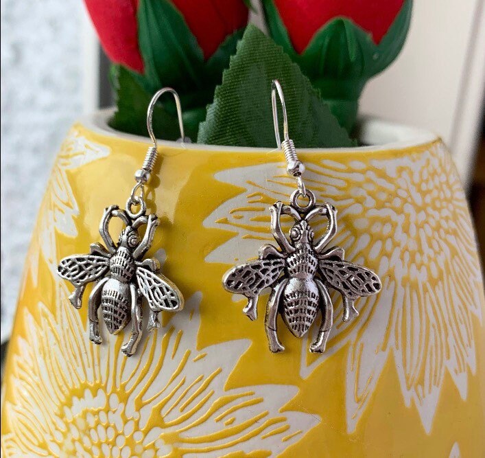 Silver bumble bee earrings