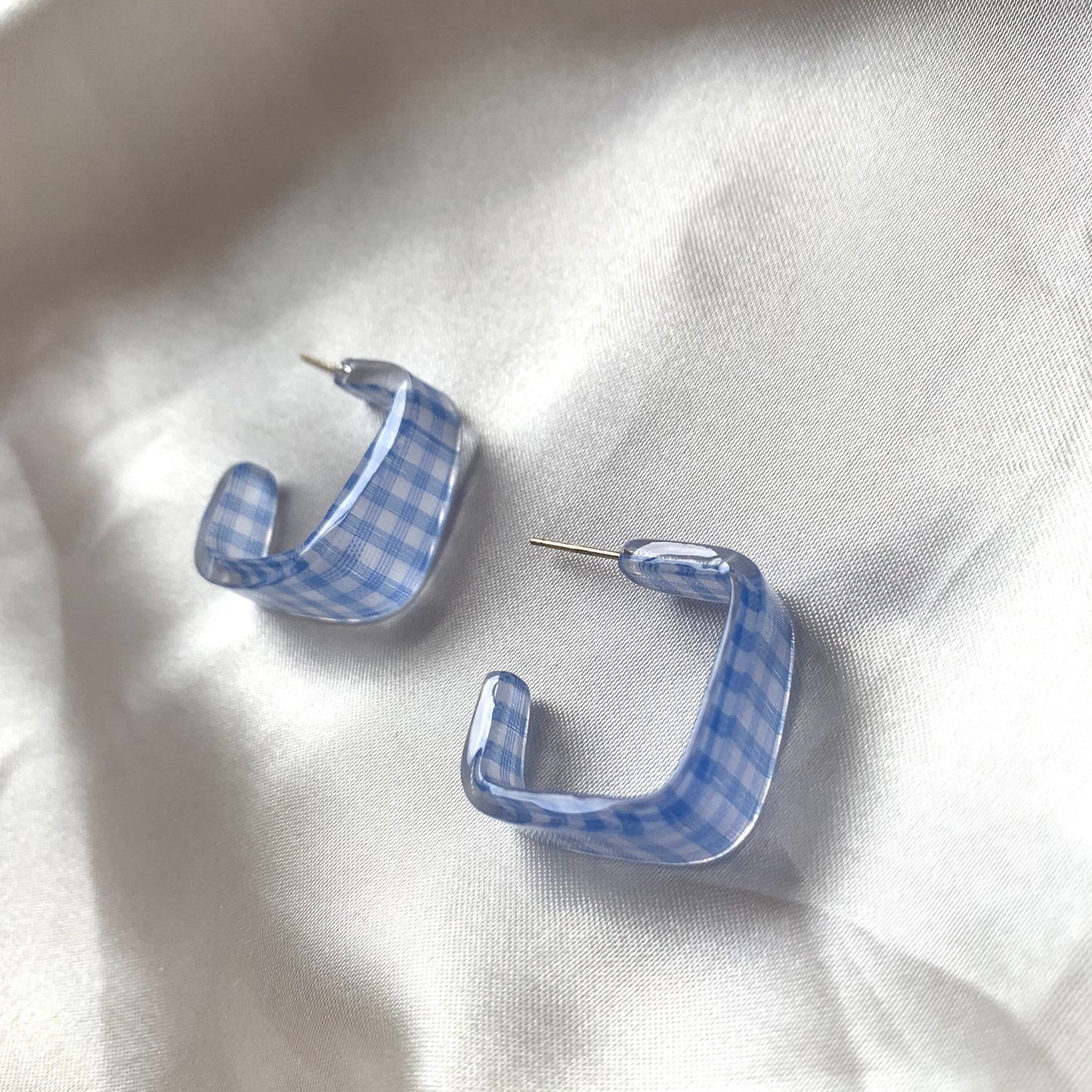 Purple or blue gingham square shaped hoop silver earrings