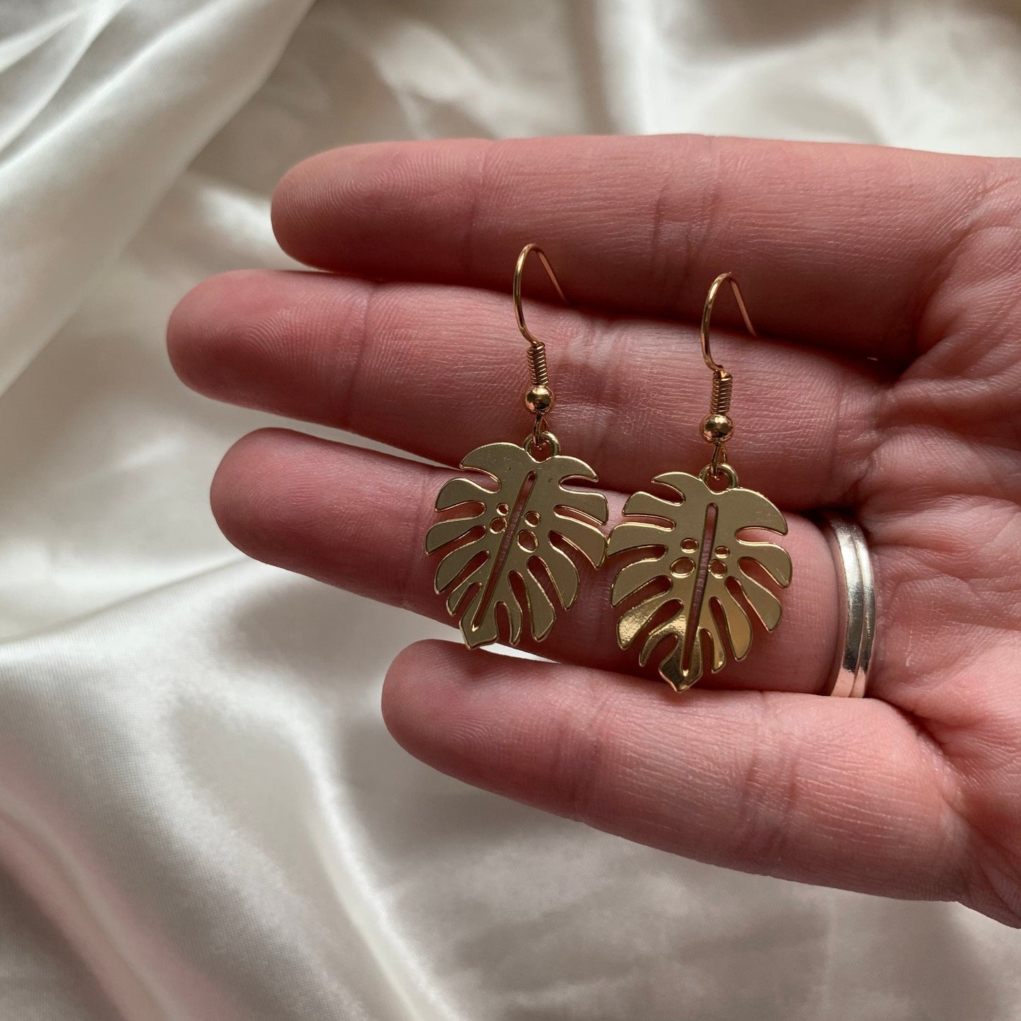 Cool minimalistic silver or gold leaf dangle drop earrings