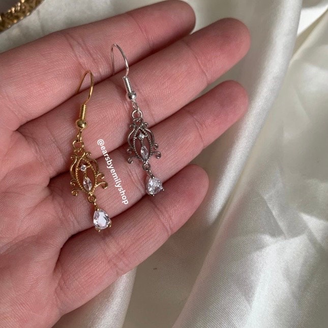 Gorgeous cool drop dangle chandelier diamanté crystal gem statement earrings on 18k gold plated or silver hooks