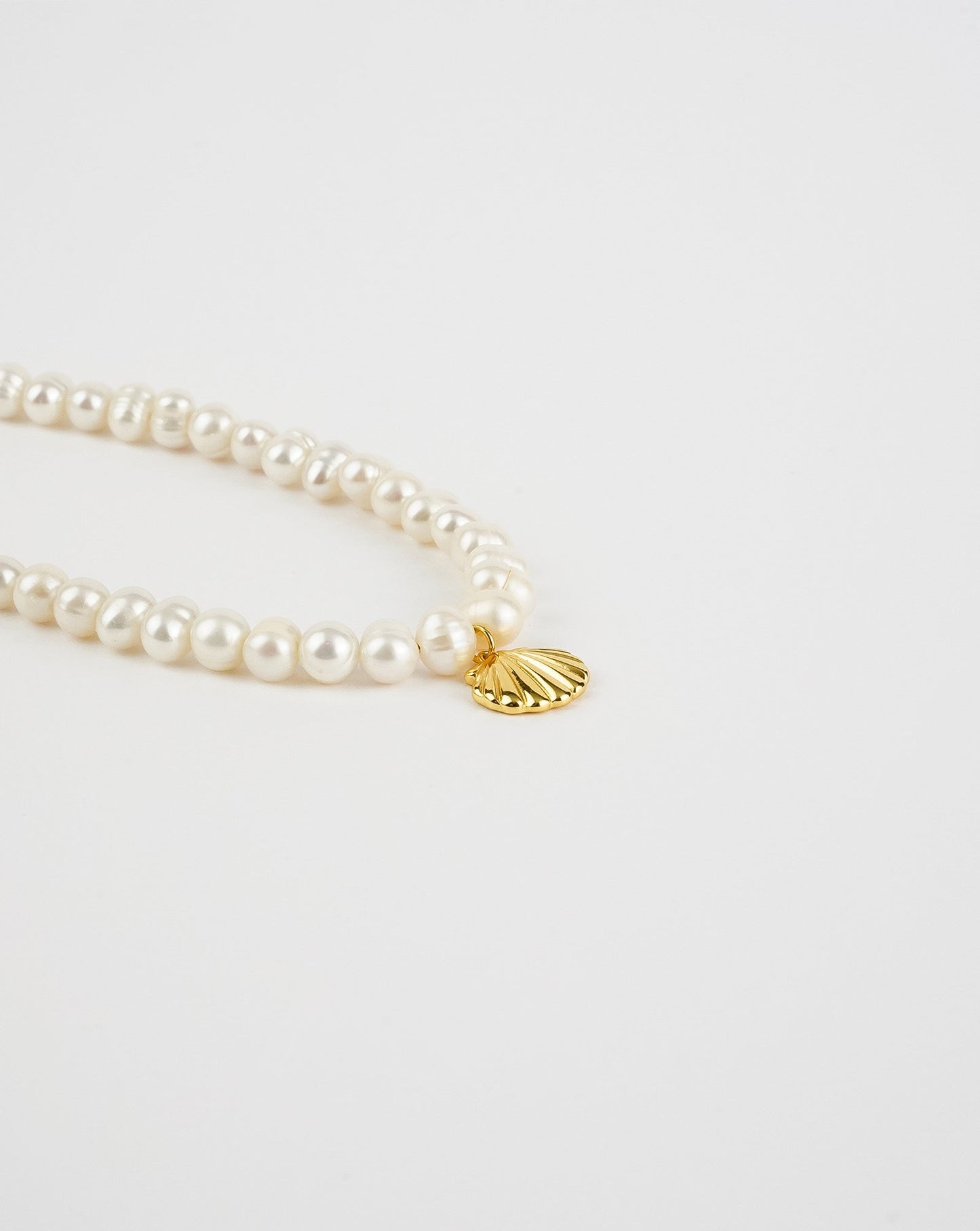 Sea Shell Pearl Necklace