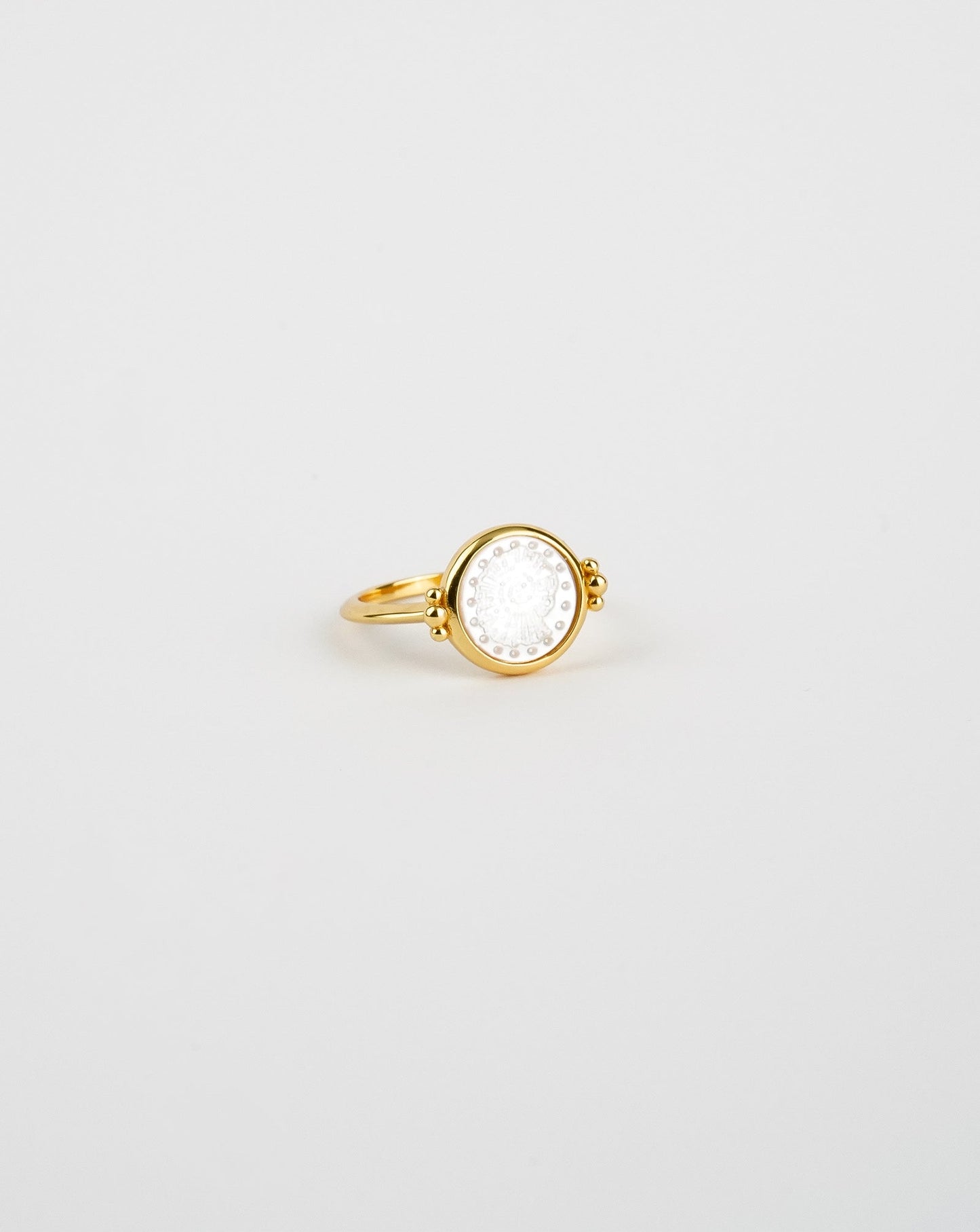 Sea Shell Print Pearl Ring