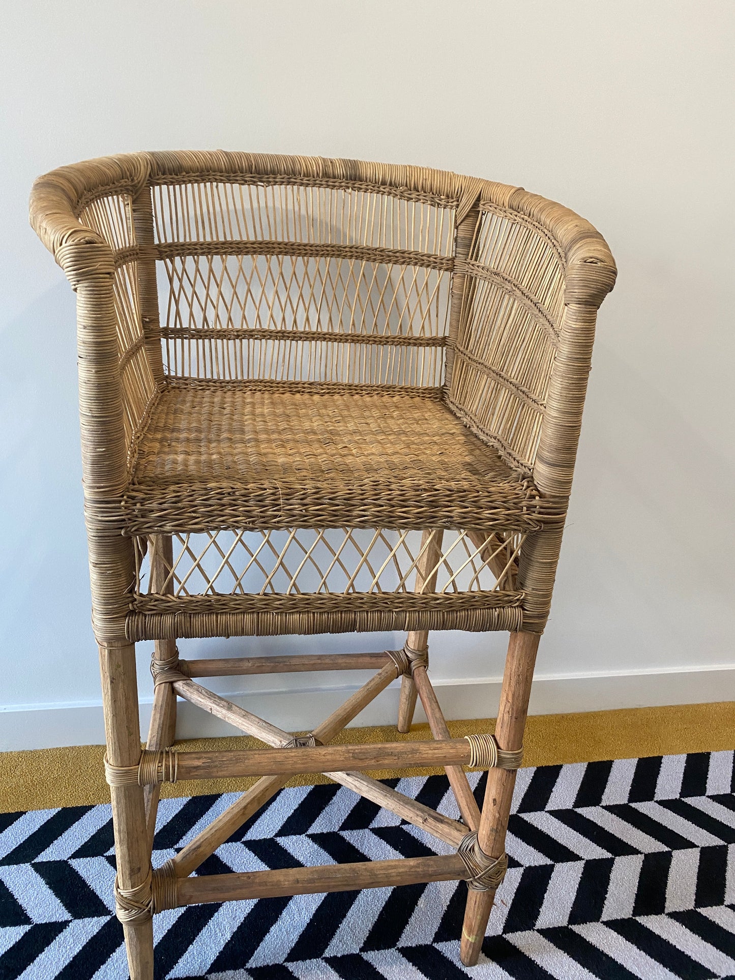 Malawi Bar Stool hand made - Natural