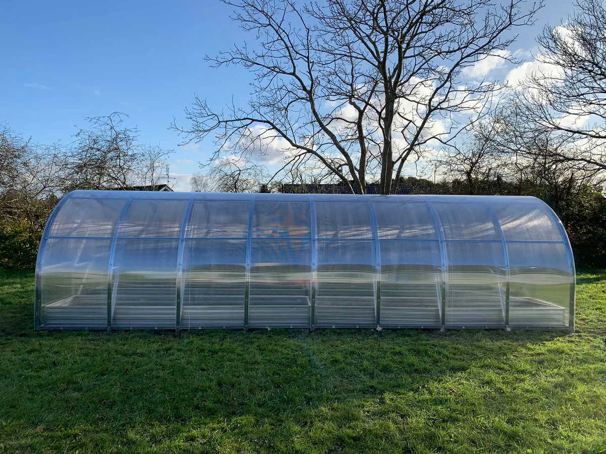 DOME 24M² 3M X 8M (9.8FT X 26FT)