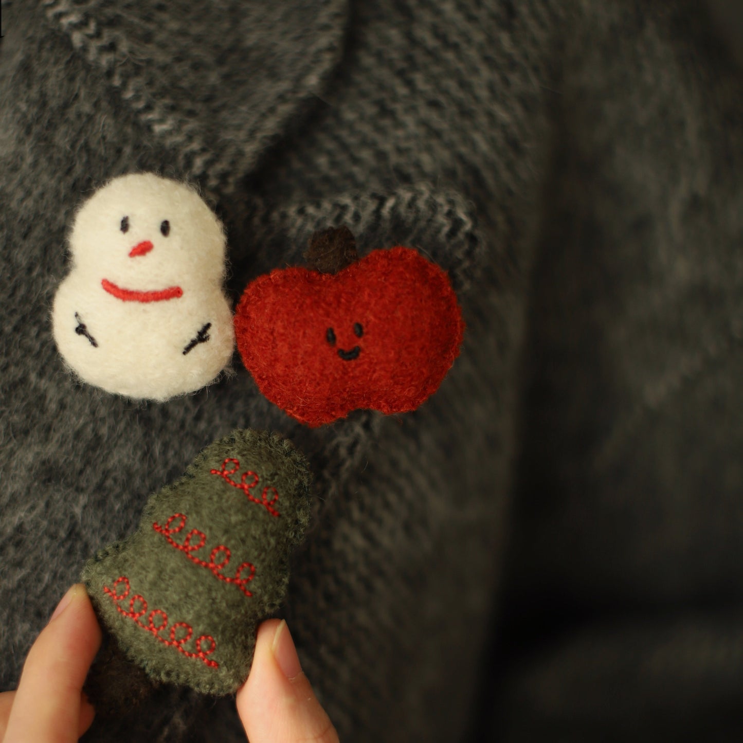 Daily White | Apple Woollen Brooch