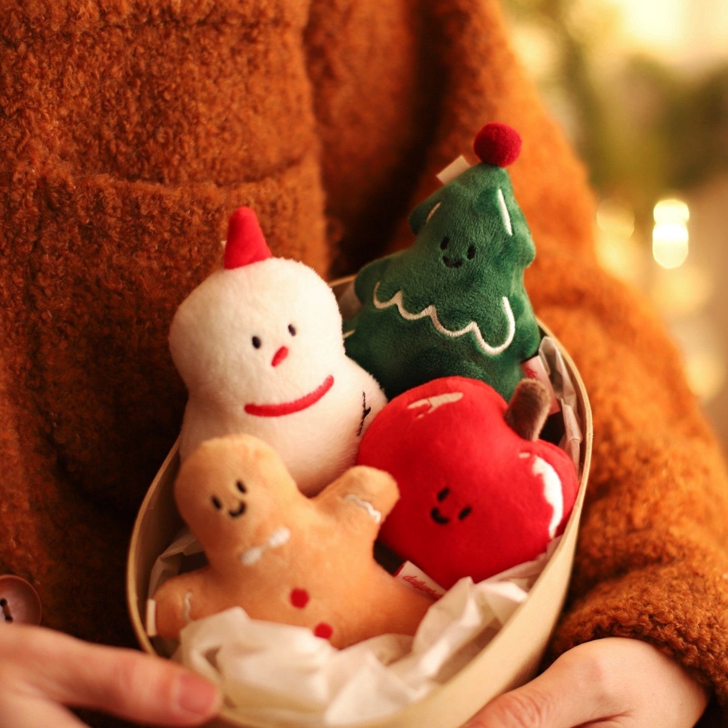 Daily White | Snowman Plush Charm
