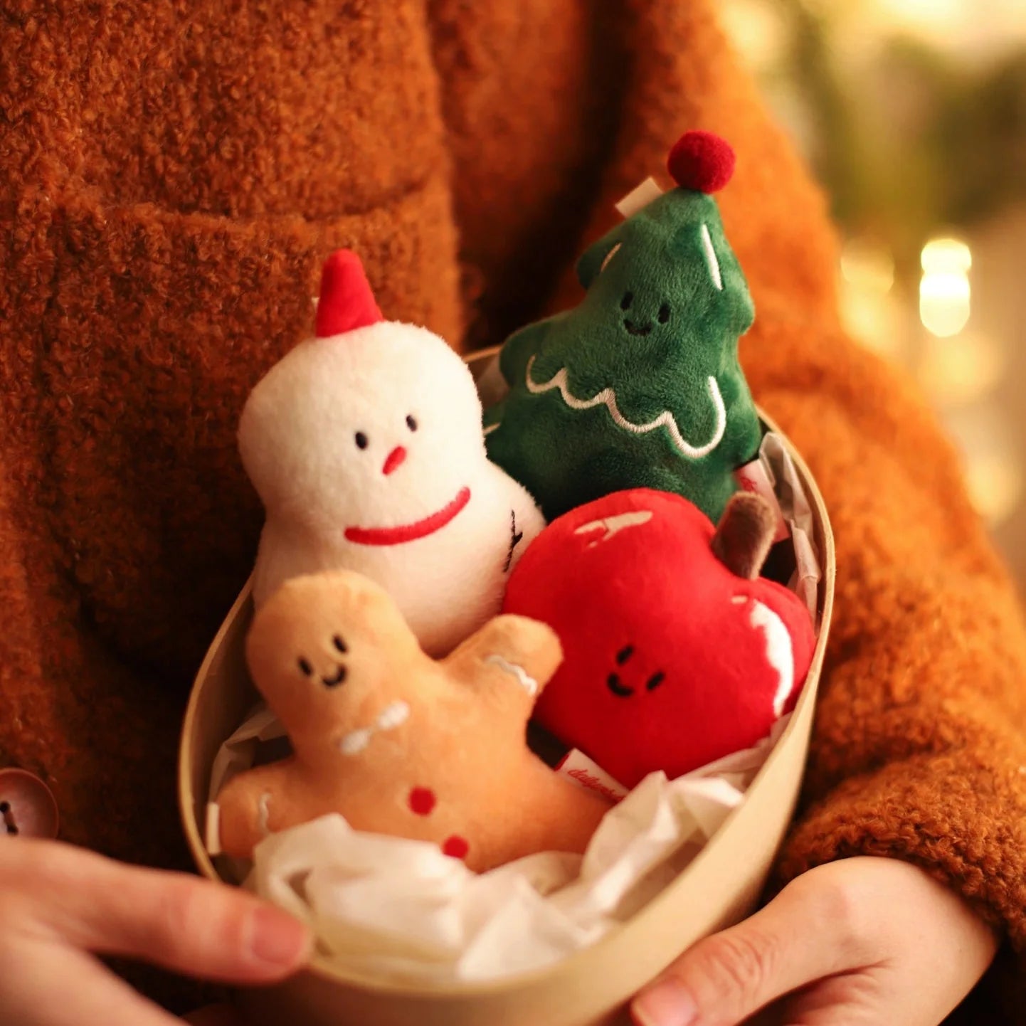 Daily White | Christmas Tree Plush Charm