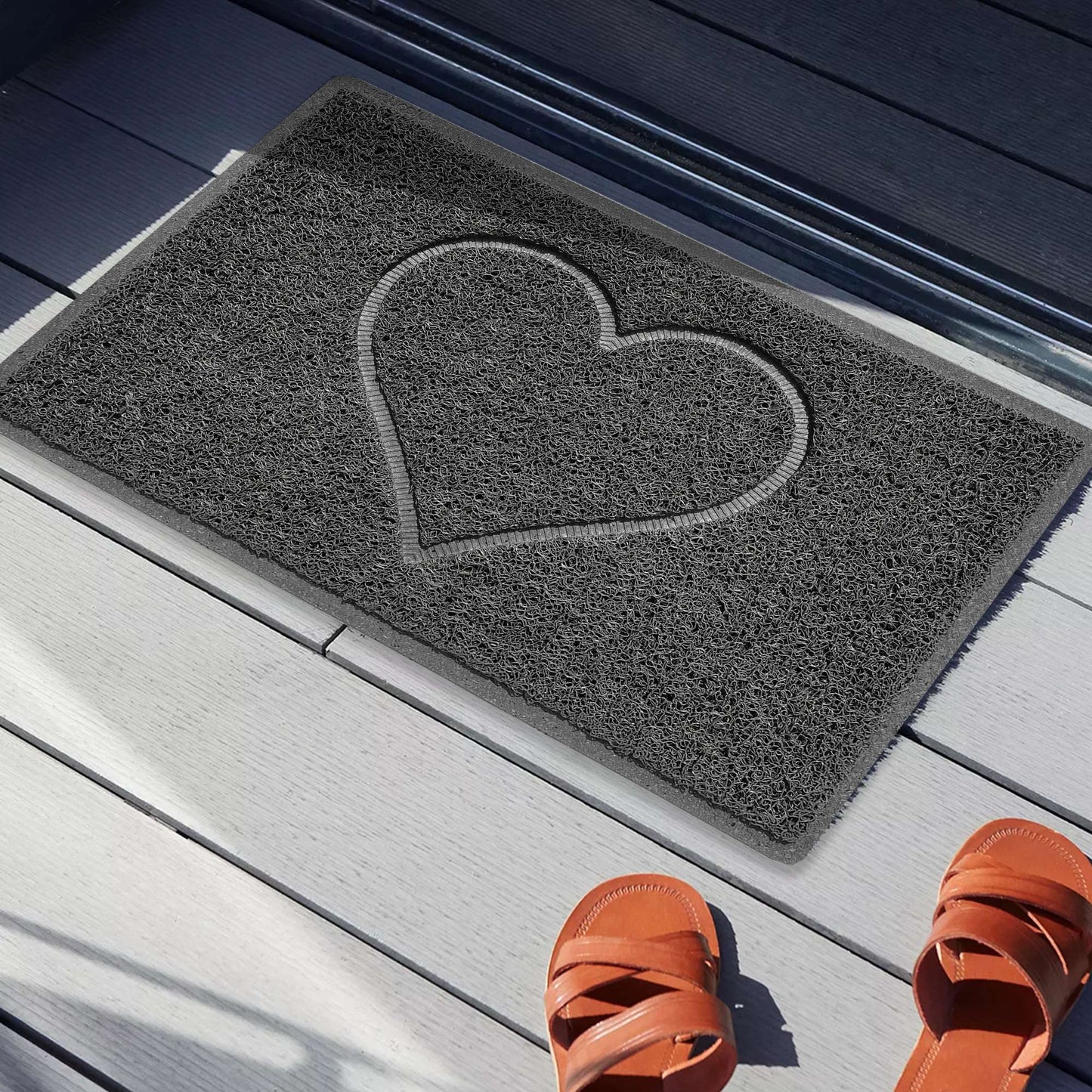 "Heart" Embossed Loofah Textured Spaghetti Door Mat
