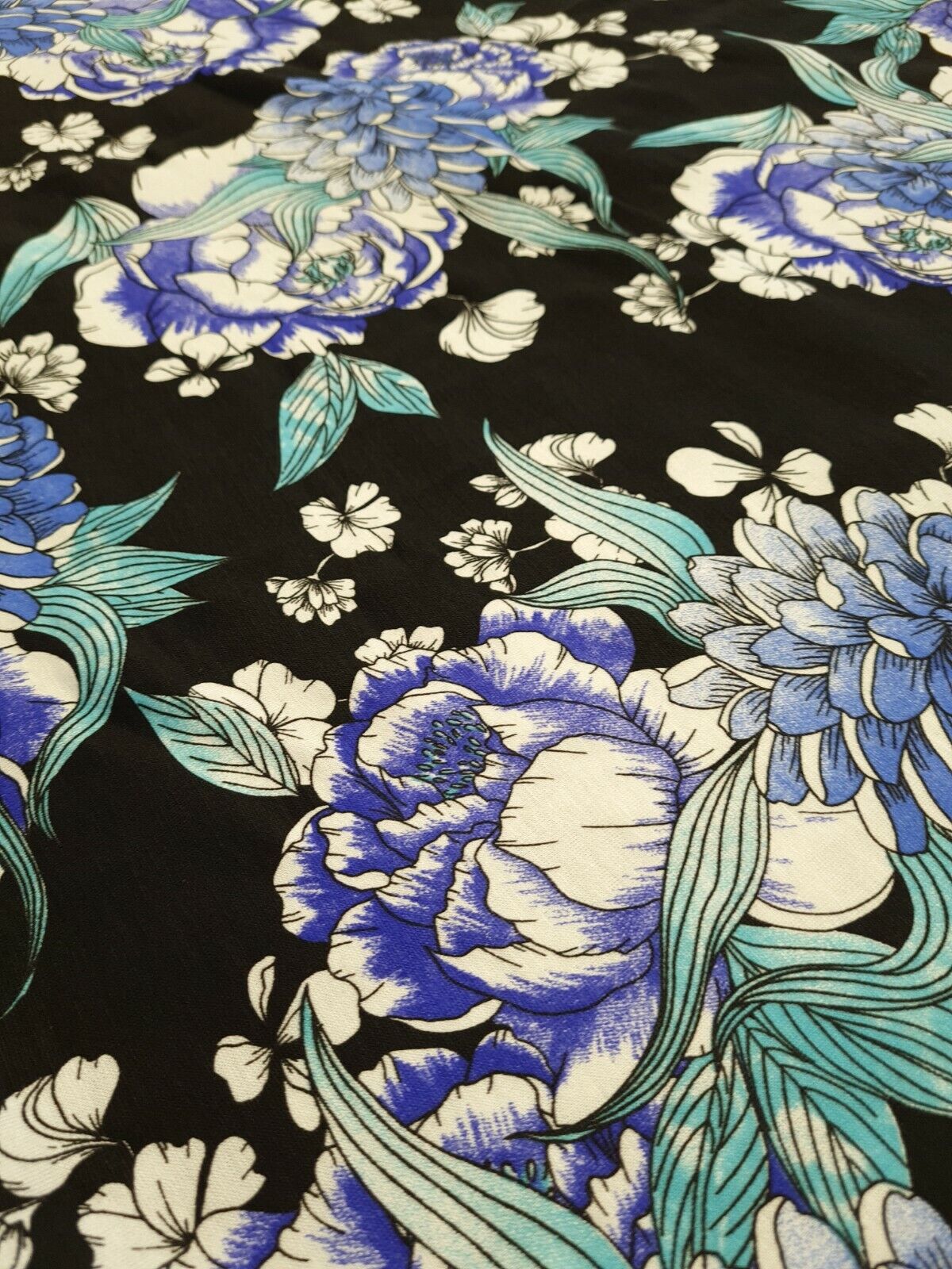 Large Blue Sketch Floral Print Viscose Elastane Fabric
