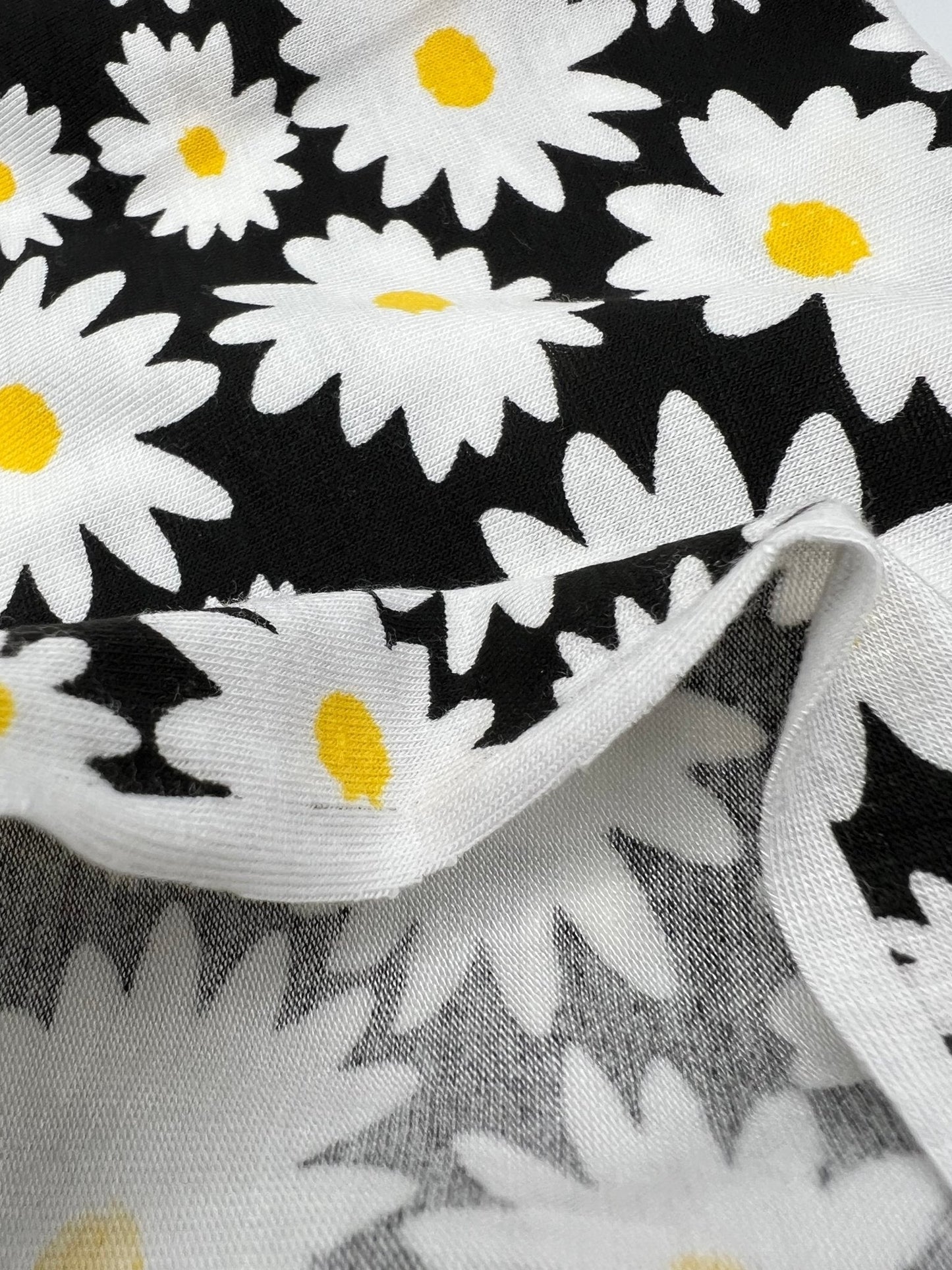 Large Daisy Print Viscose Elastane Fabric