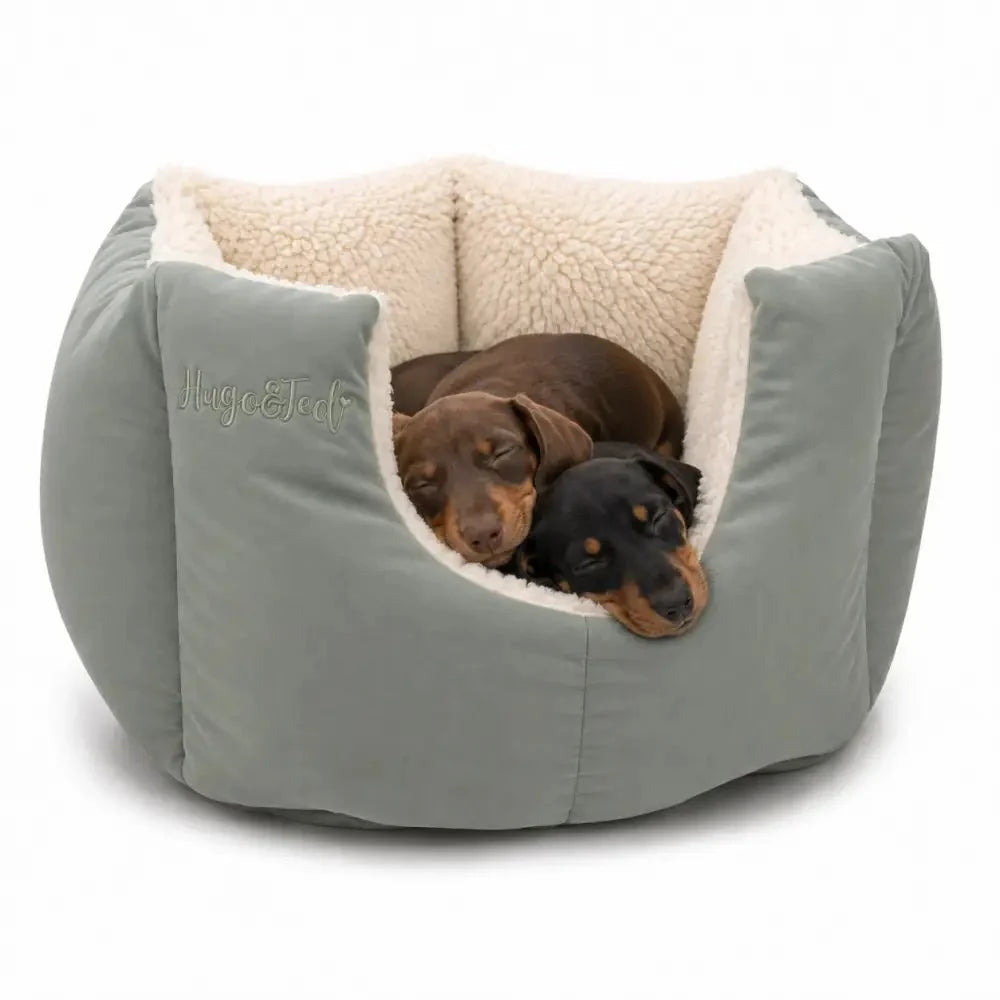 Large Waterproof Rainfleece Fortress Dog Bed