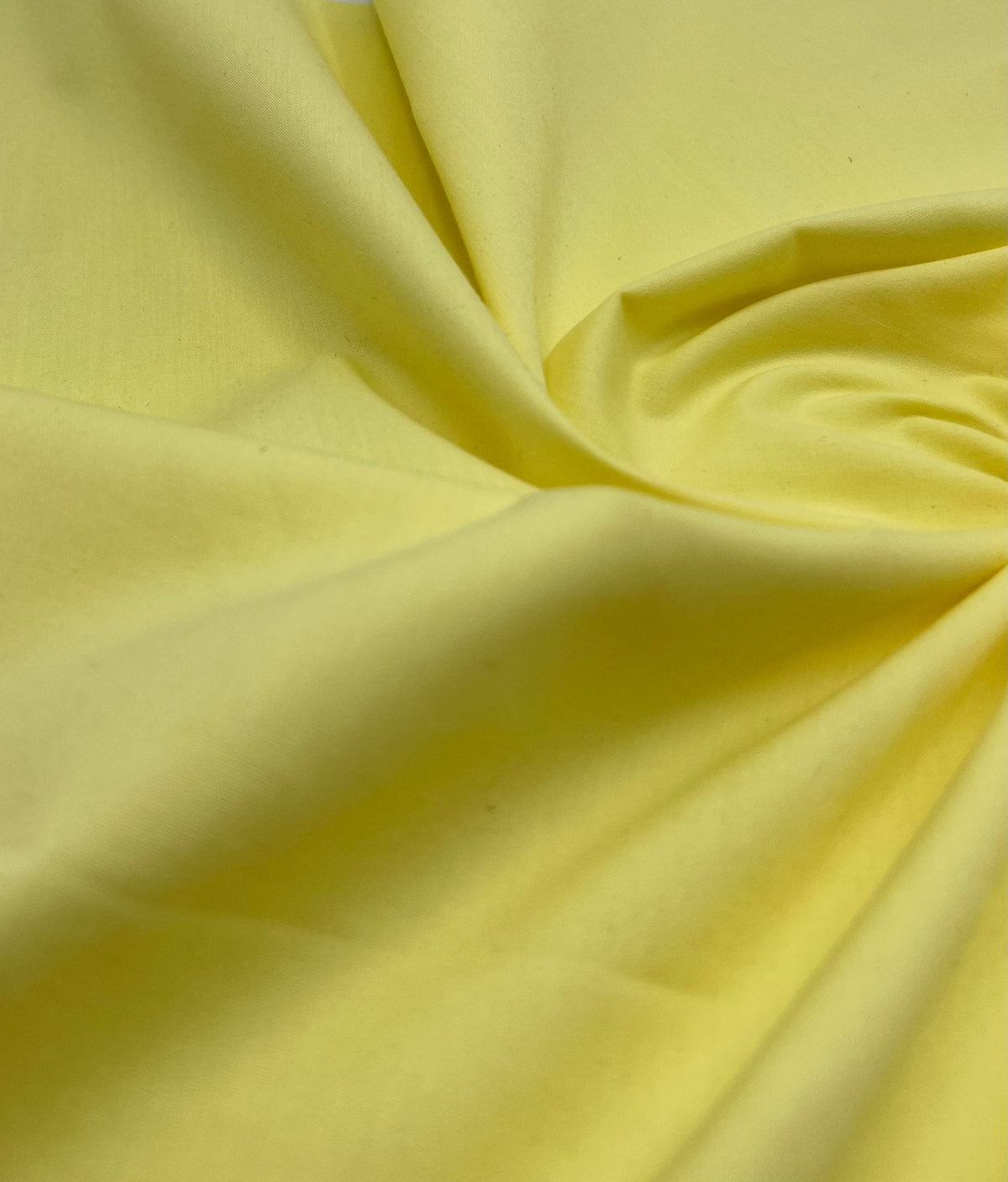 Lemon Plain Polycotton 105 GSM 80/20 44 Inch Non Stretch