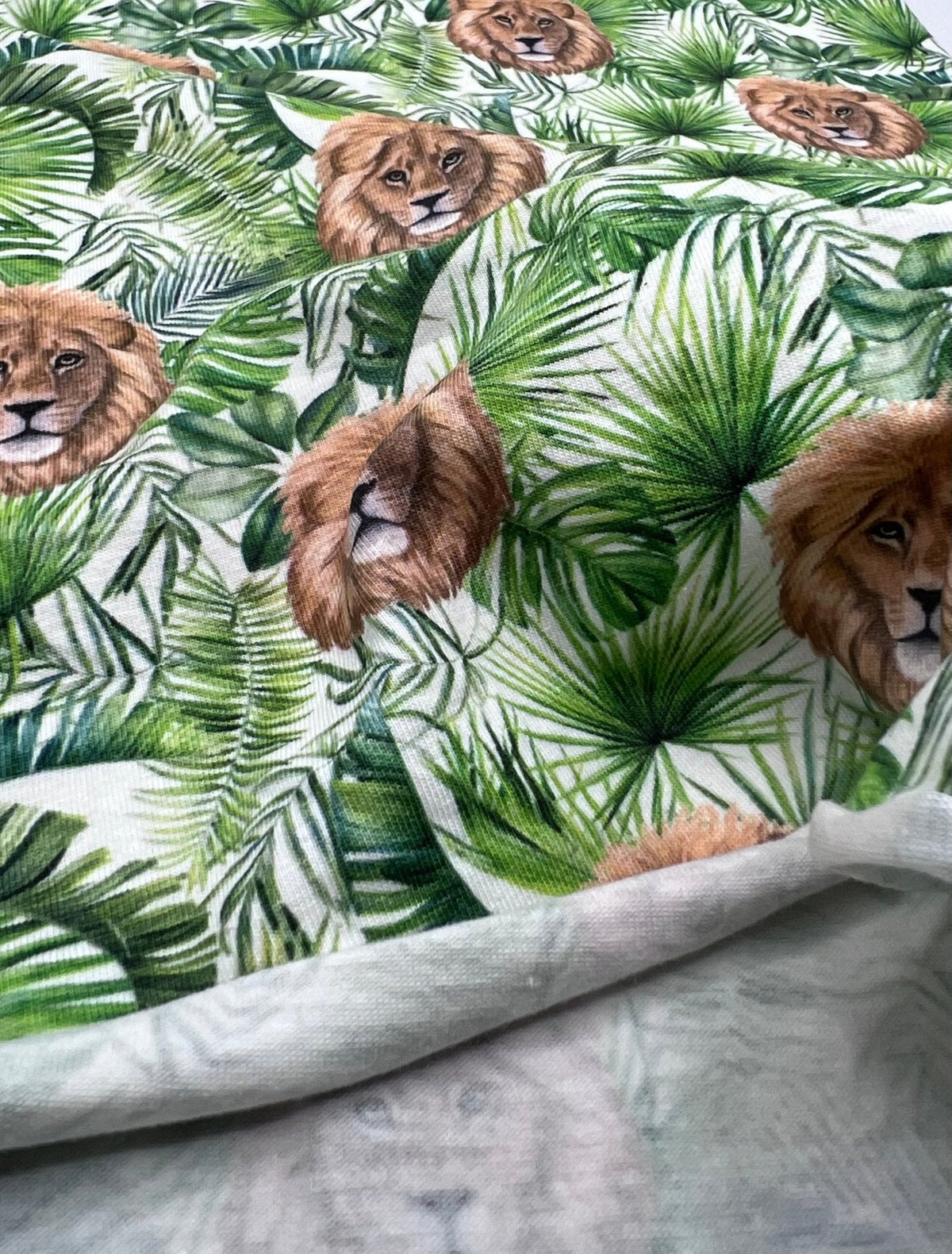 Lion Jungle Cotton Stretch Jersey 200 GSM 95/5 Lycra 4 Way Stretch