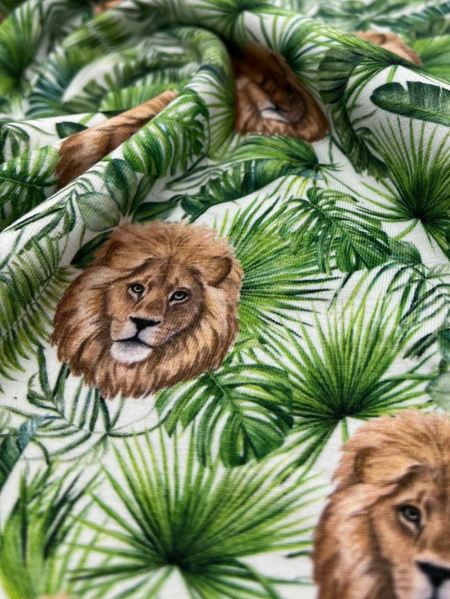 Lion Jungle Cotton Stretch Jersey 200 GSM 95/5 Lycra 4 Way Stretch