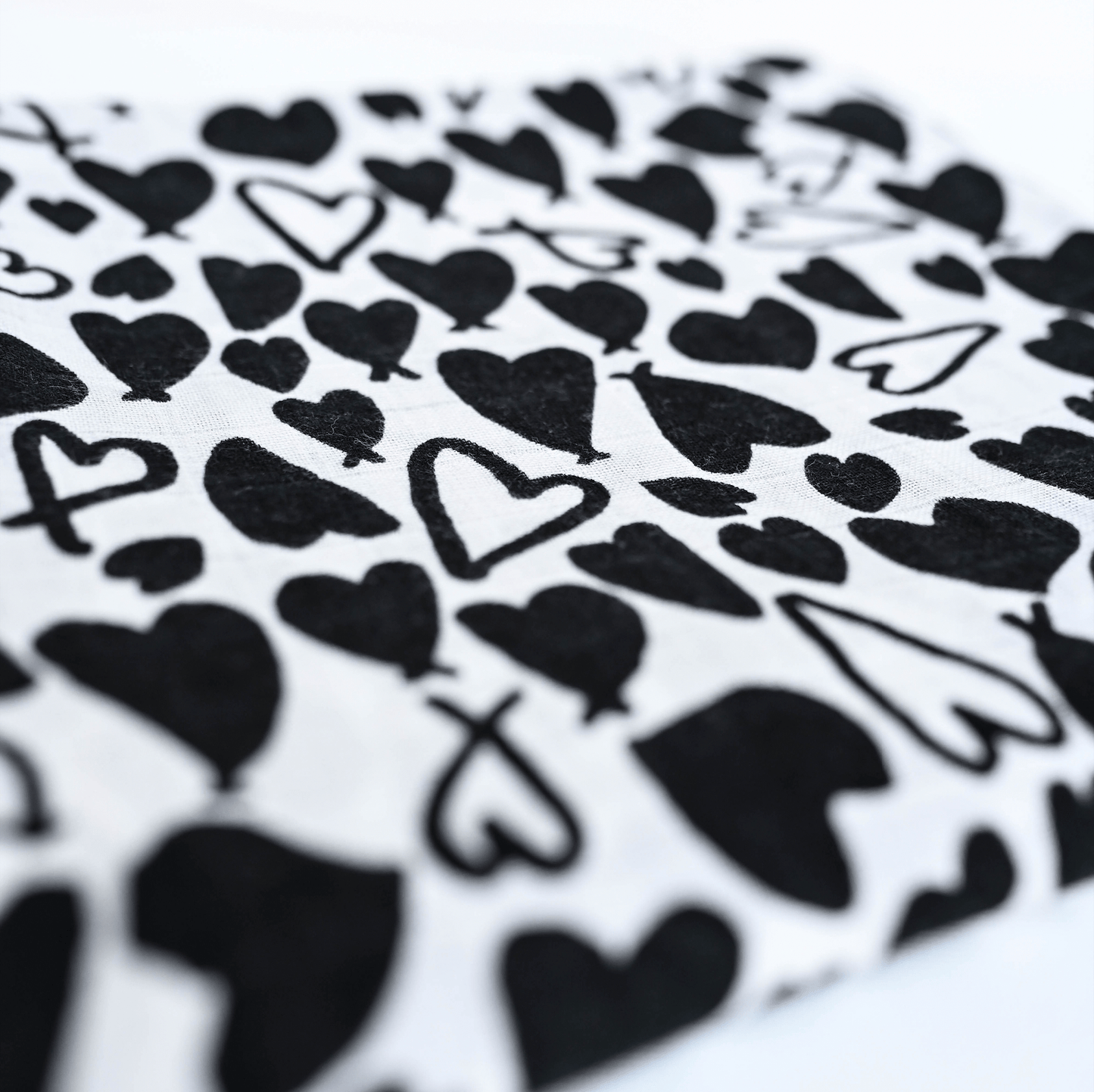 LOVE HEART SINGLE SENSORY MUSLIN - birth to 4 months