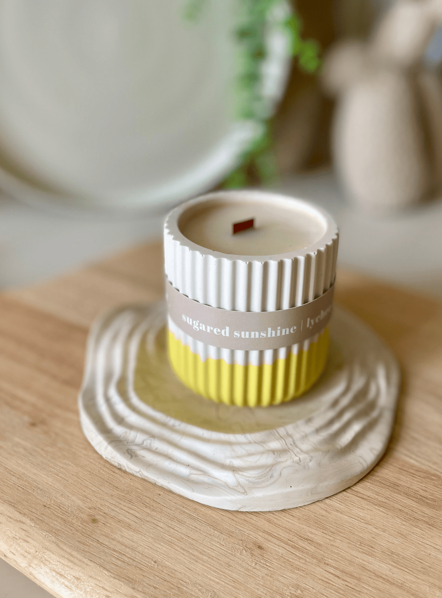 Lychee Stoneware Soy Candle – Fresh Fruity Tropical Candle