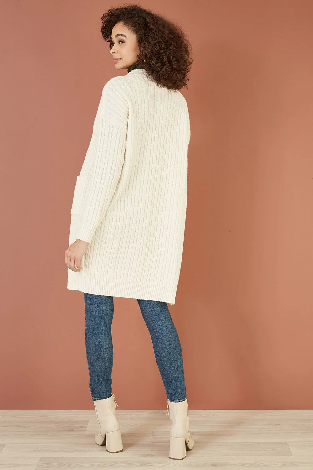 Yumi Ivory Cable Knit Edge to Edge Long Cardigan With Pockets