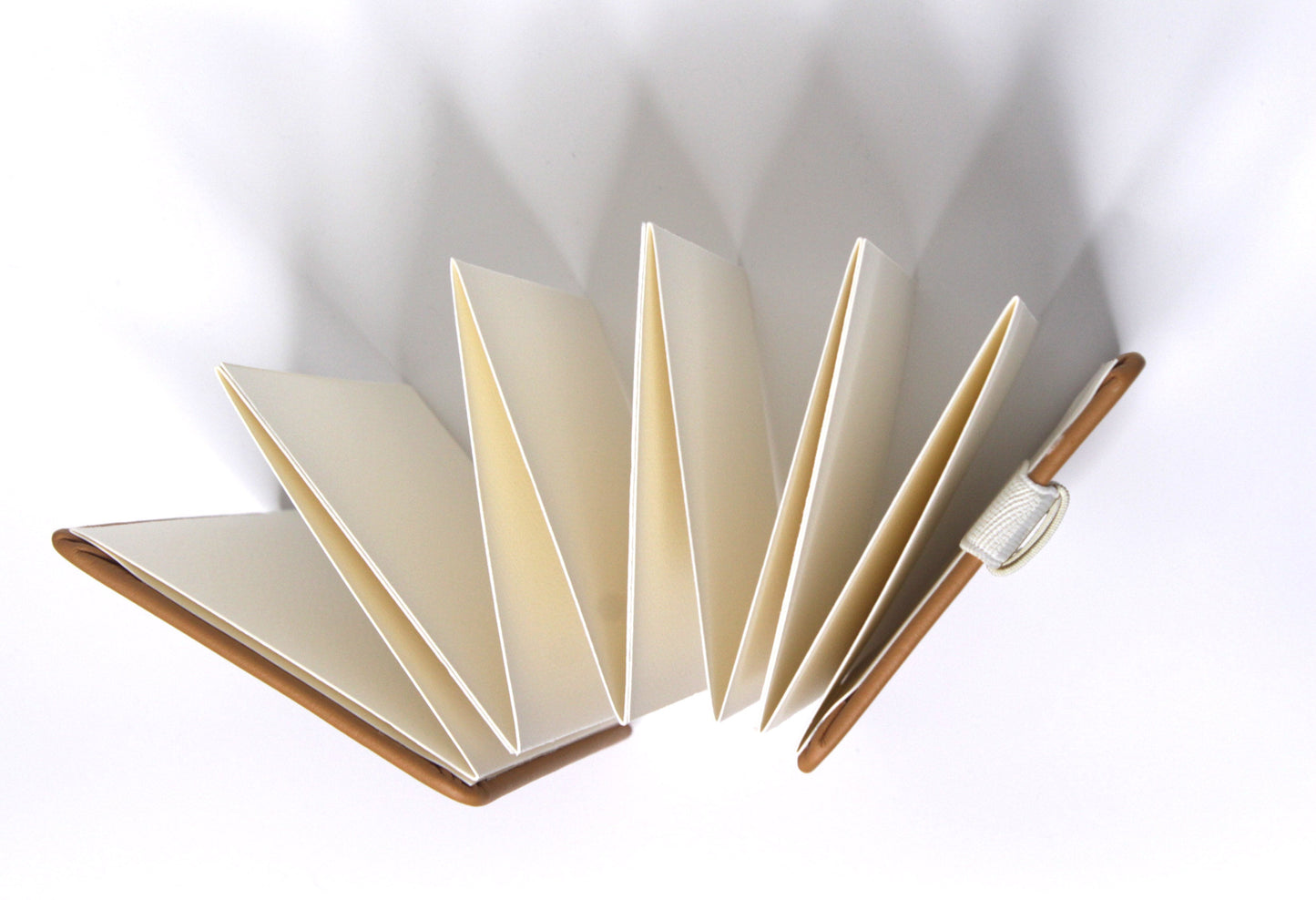 *Concertina Watercolour Sketchbook – A6 Faux Leather Hardback + 300gsm Saunders Waterford Paper