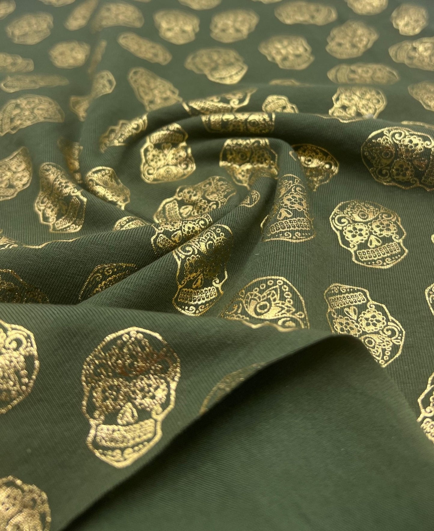 Metallic Skulls Cotton Stretch Jersey Halloween 200 GSM 95/5 Lycra 4 Way Stretch