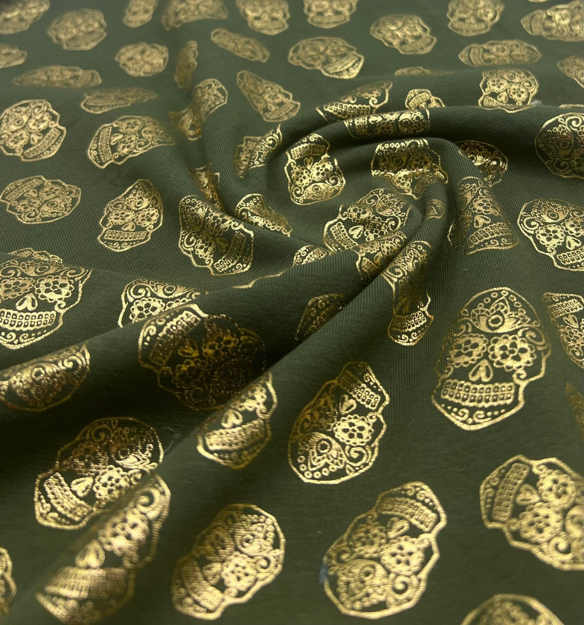 Metallic Skulls Cotton Stretch Jersey Halloween 200 GSM 95/5 Lycra 4 Way Stretch
