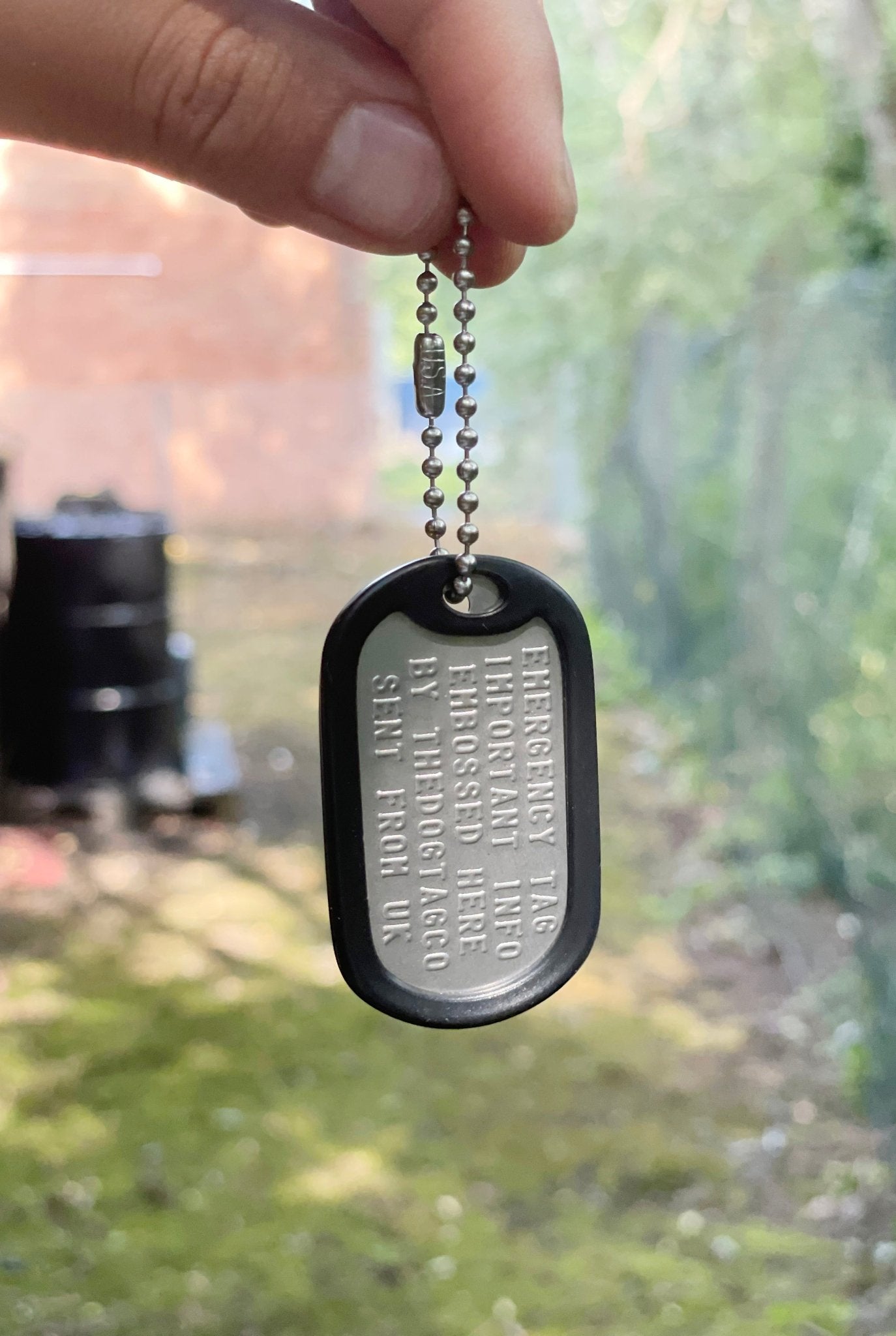 Military Dog Tag Stainless Steel Single Keychain, Emergency, Luggage Tag, Supplied supplied with 4" chain