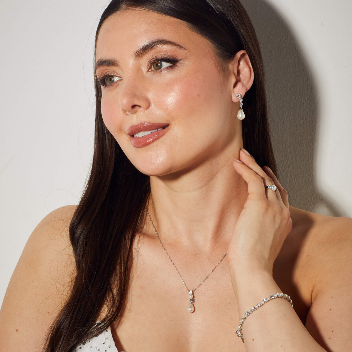 Diamonfire Alternating Shell Pearl and Zirconia Drop Necklace