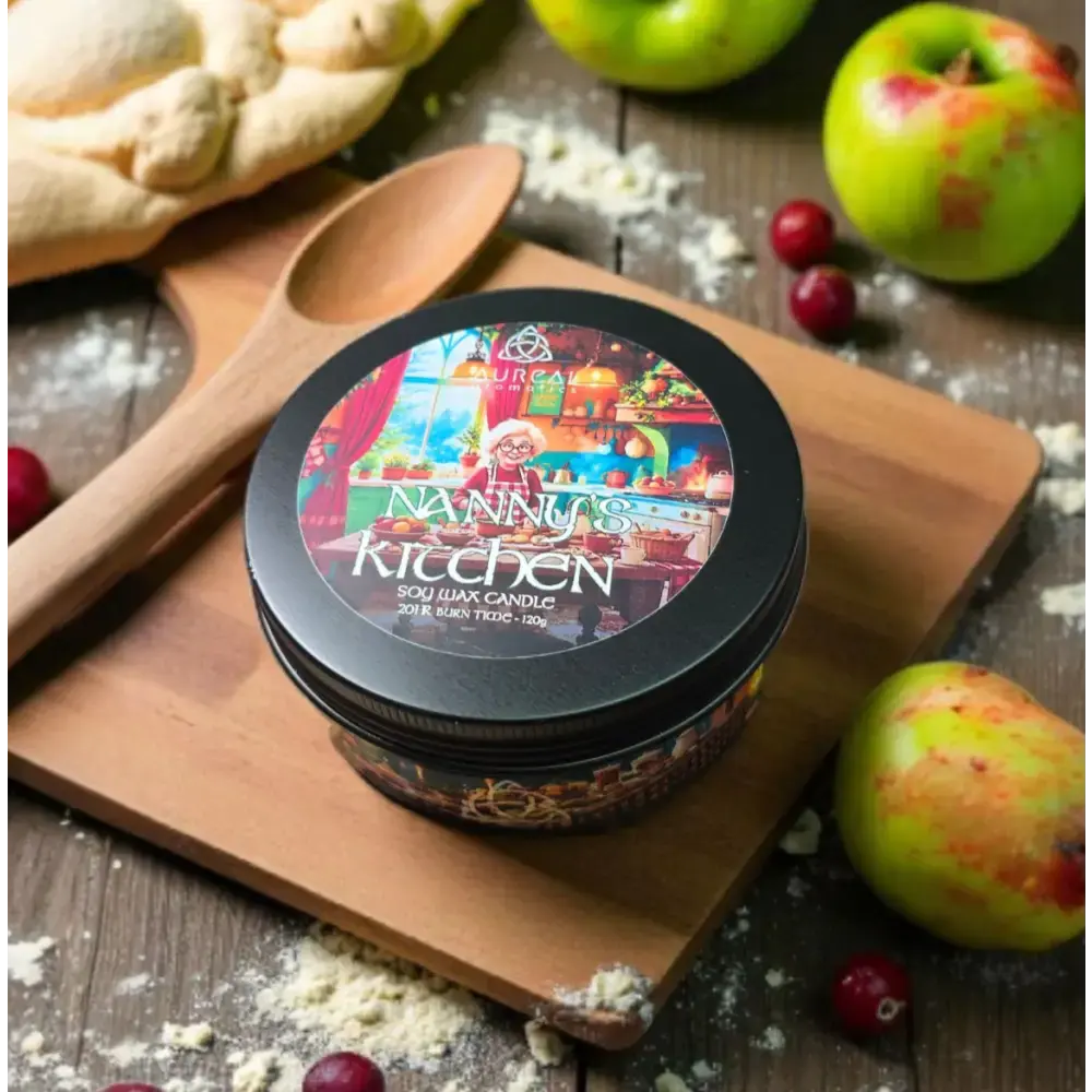 Nanny's Kitchen - Christmas Tin Candle