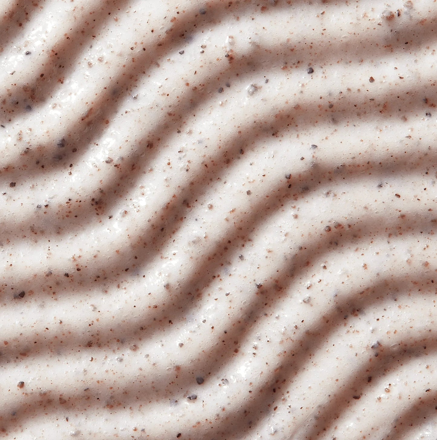 Exfoliating Brow Scrub – Natural Pre-Treatment for Henna & Tint