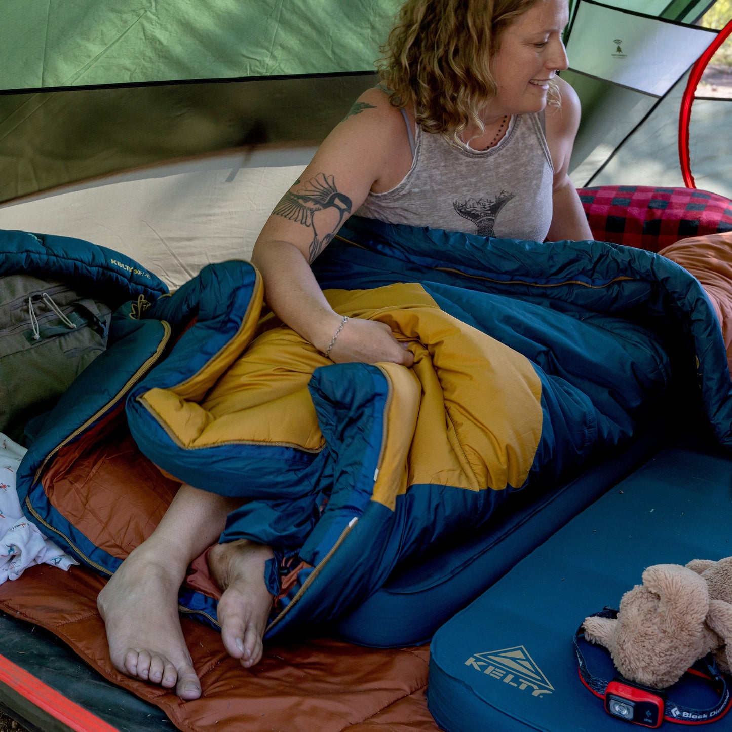 Kelty Solstice 20°F (-7°C) Synthetic Sleeping Bag - One Size - Midnight Navy/Woodthrush
