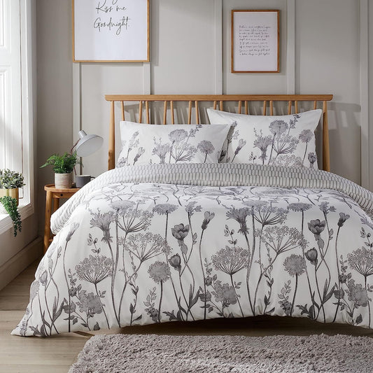 OLIVIA ROCCO Meadow Grey Reversible Duvet Cover Set With Pillowcases Breathable Polyester Durable Easy Care For Master And Guest Rooms Decor